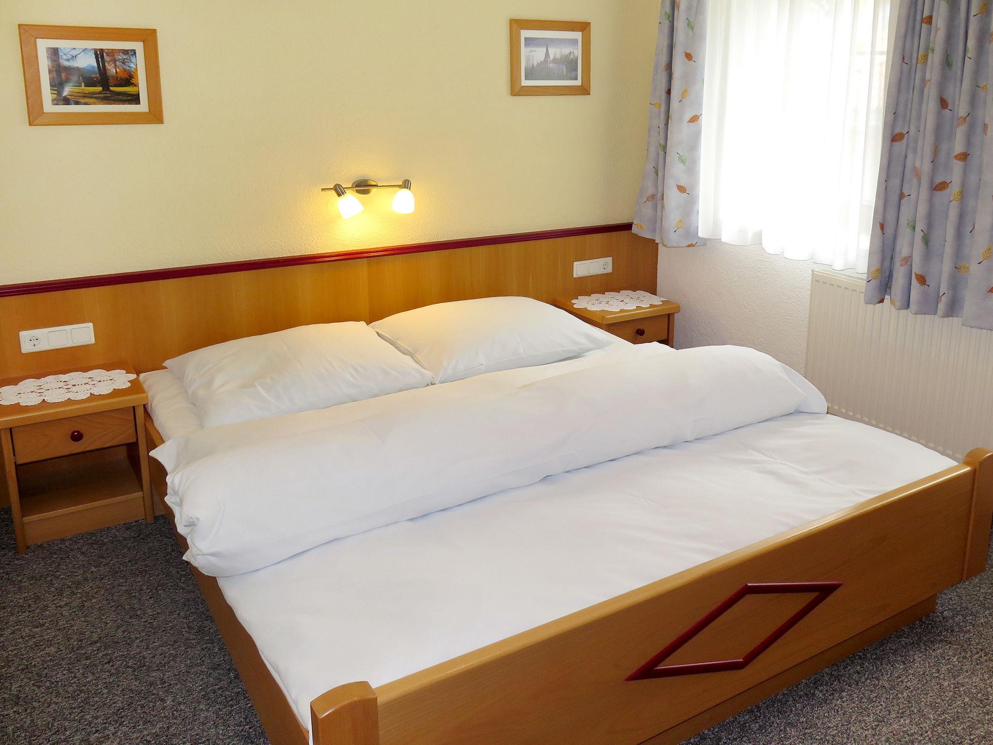 Foto 5 - Appartamento con 1 camera da letto a Aschau im Zillertal con giardino e vista sulle montagne