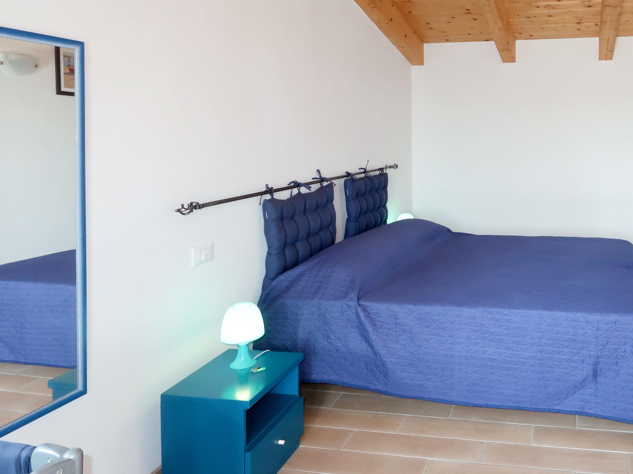 Foto 11 - Haus mit 2 Schlafzimmern in Albenga mit terrasse und blick aufs meer