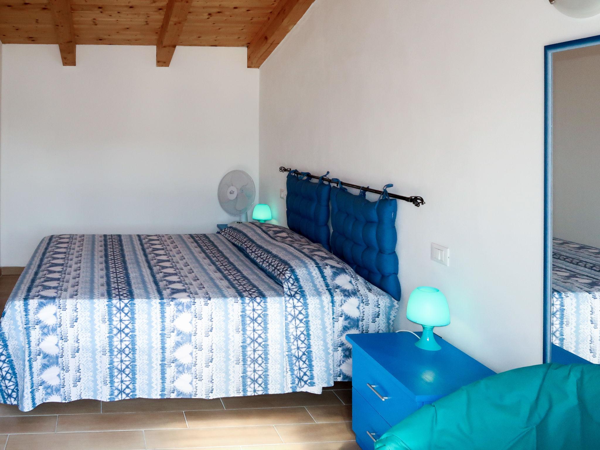 Photo 12 - Maison de 2 chambres à Albenga avec terrasse et vues à la mer