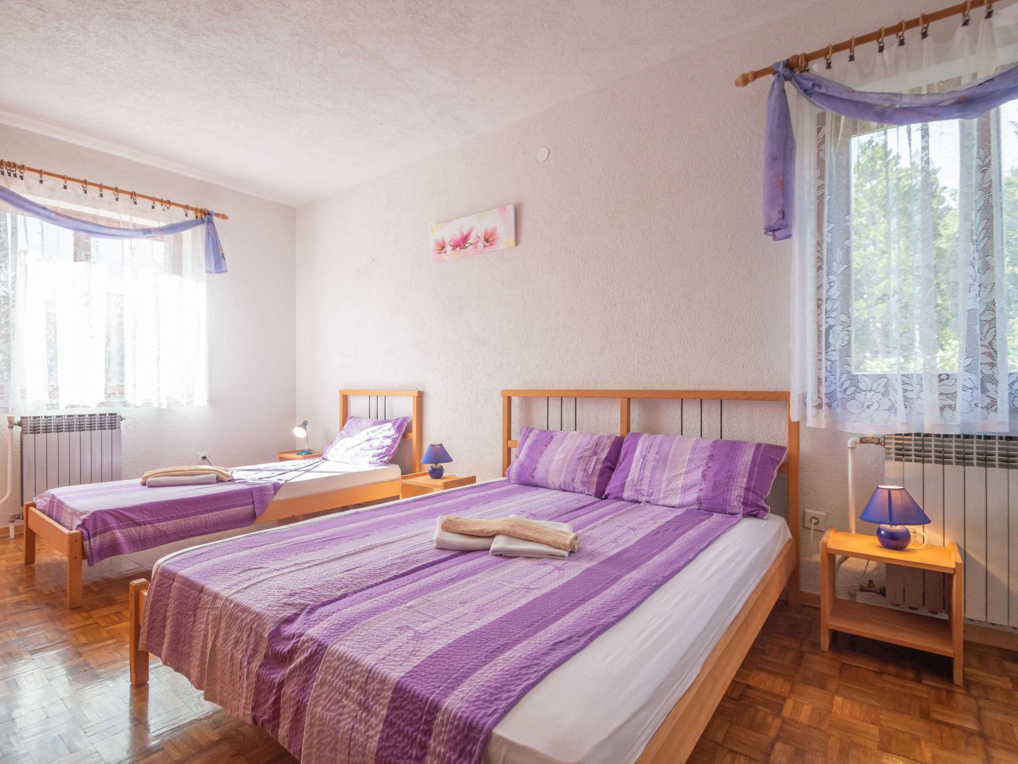 Foto 34 - Casa con 4 camere da letto a Žminj con piscina privata e vista mare