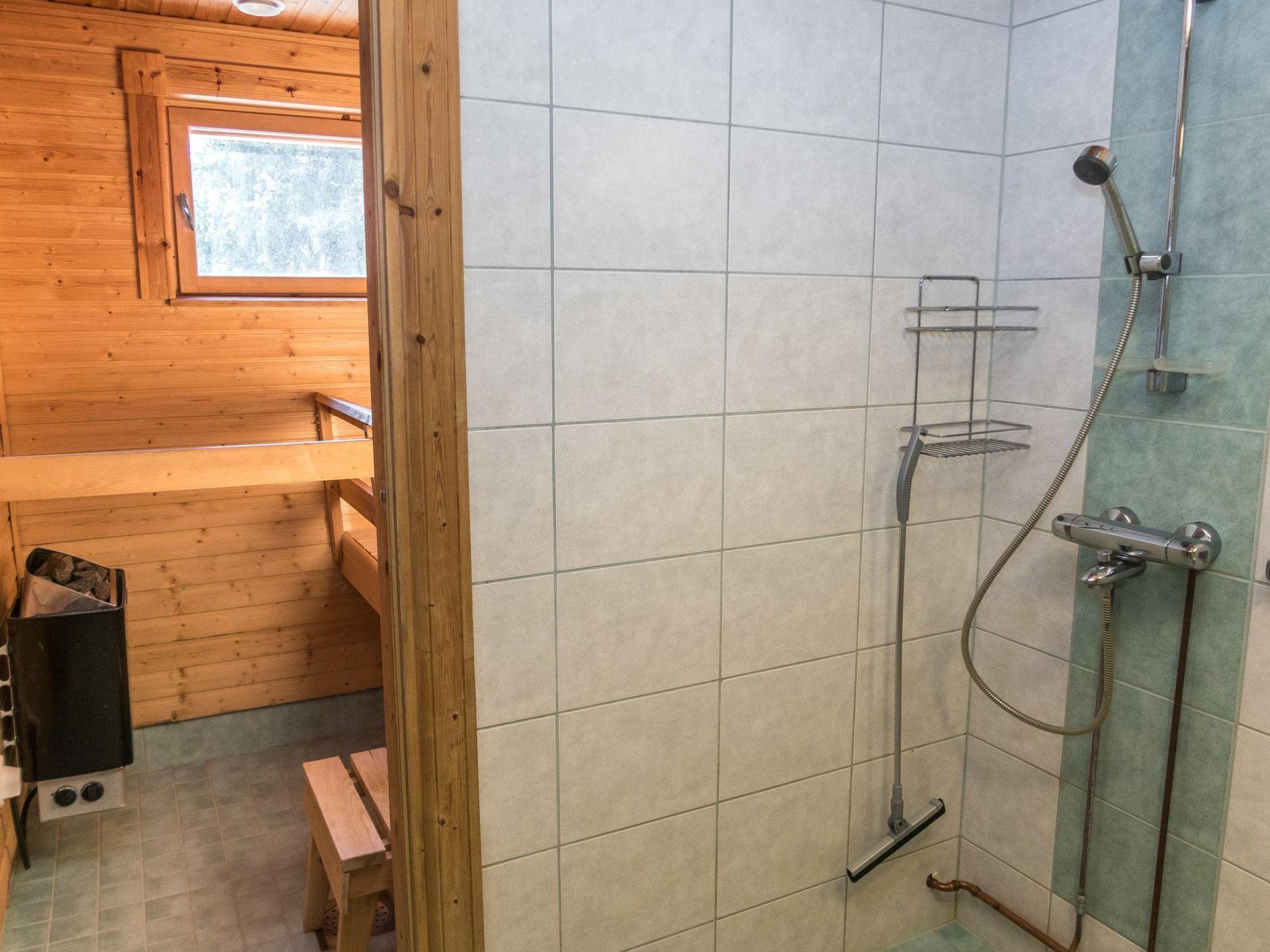 Foto 10 - Casa de 1 quarto em Kuusamo com sauna e vista para a montanha
