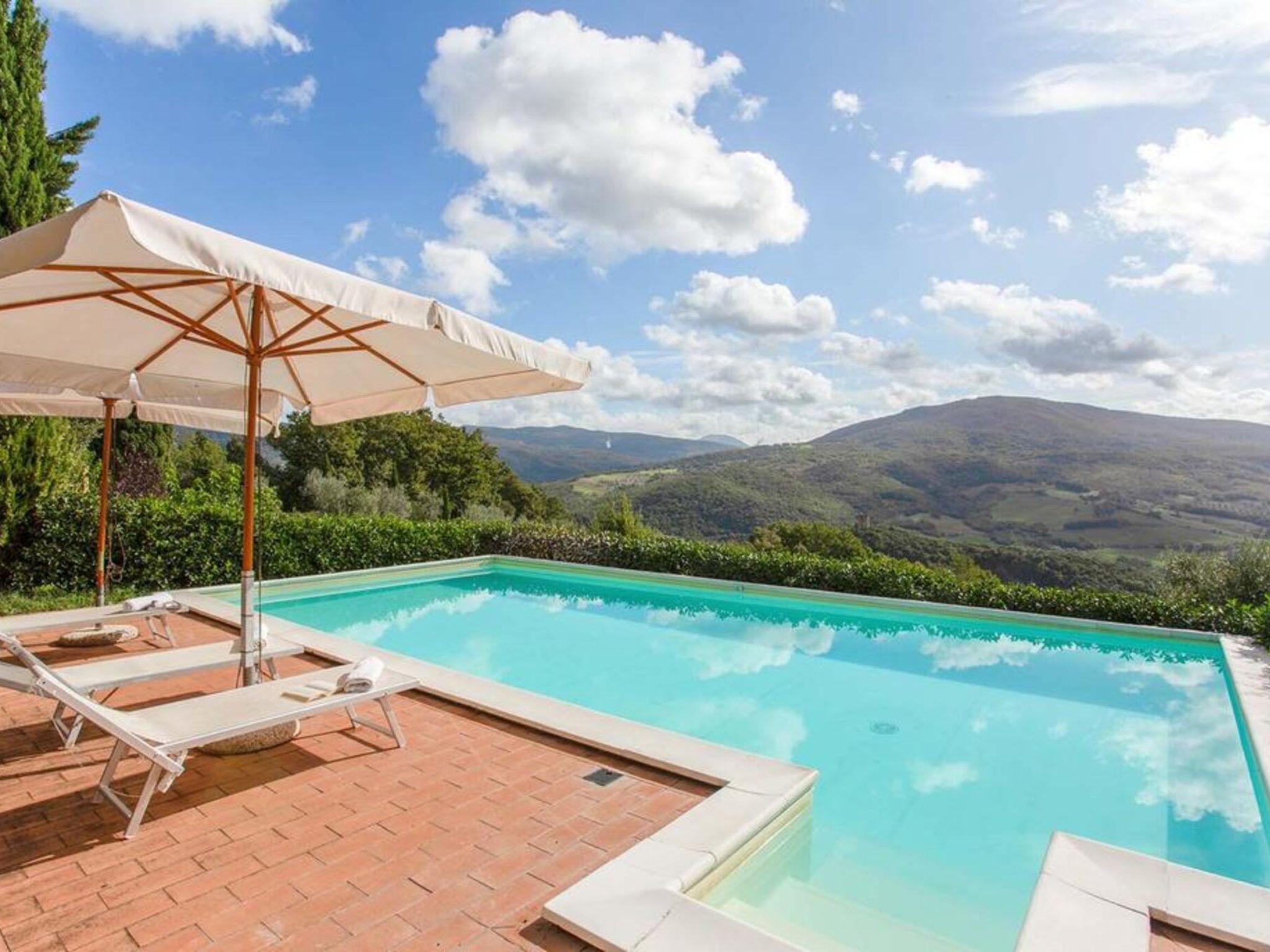 Photo 2 - Maison de 2 chambres à Pomarance avec piscine privée et jardin