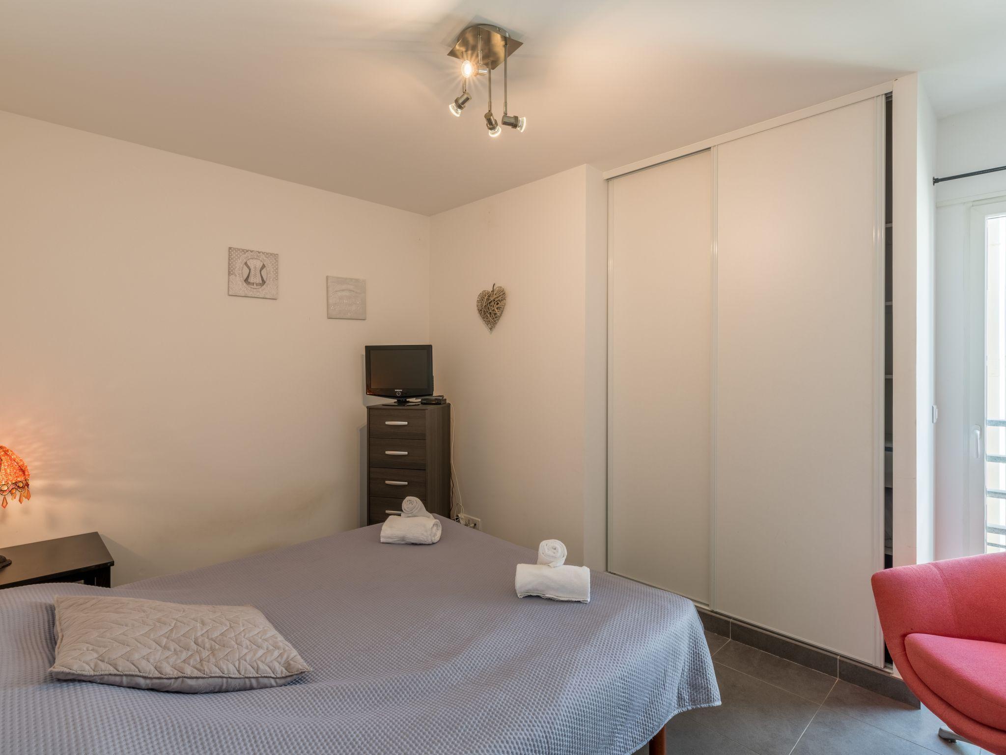 Foto 5 - Apartamento de 2 quartos em Porto-Vecchio com terraço e vistas do mar
