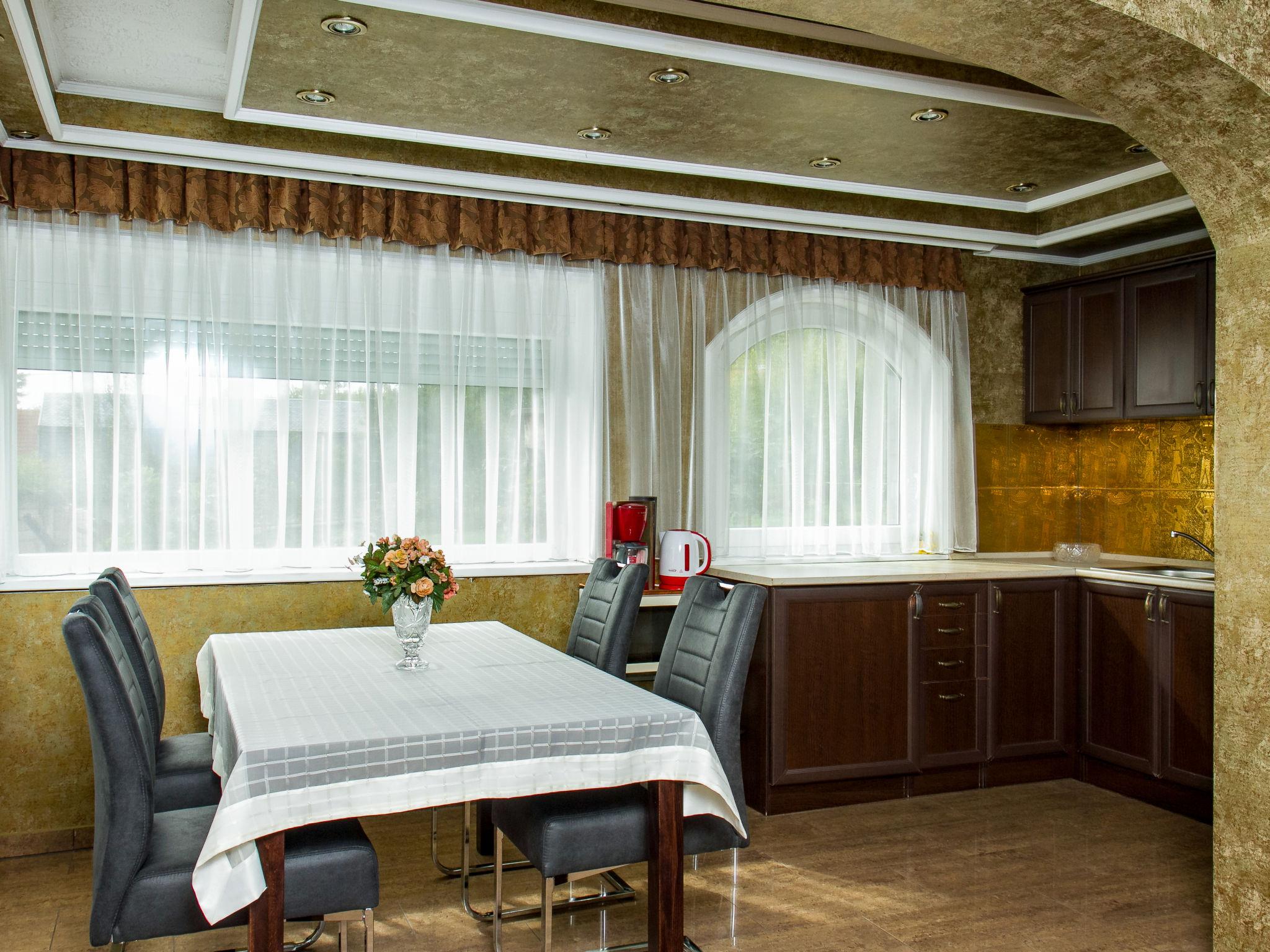Foto 14 - Apartment mit 2 Schlafzimmern in Balatongyörök mit garten und terrasse