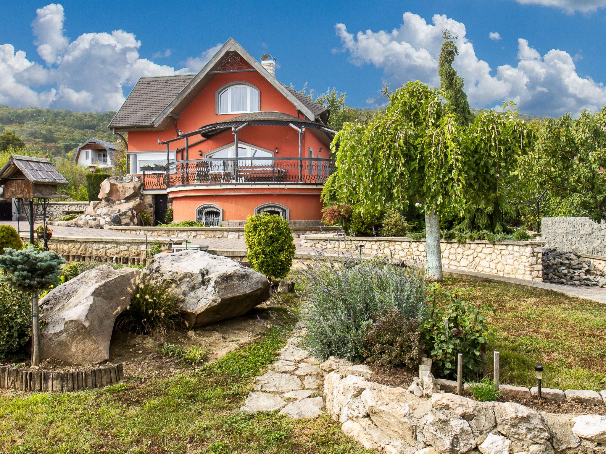 Photo 16 - Appartement de 2 chambres à Balatongyörök avec jardin et terrasse