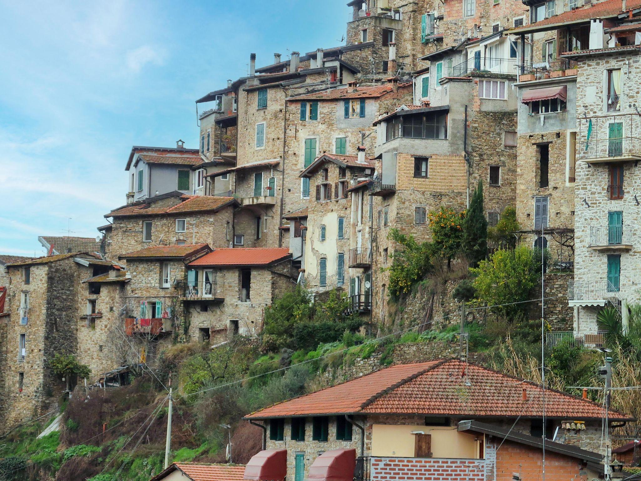 Photo 18 - Maison de 1 chambre à Apricale avec vues à la mer