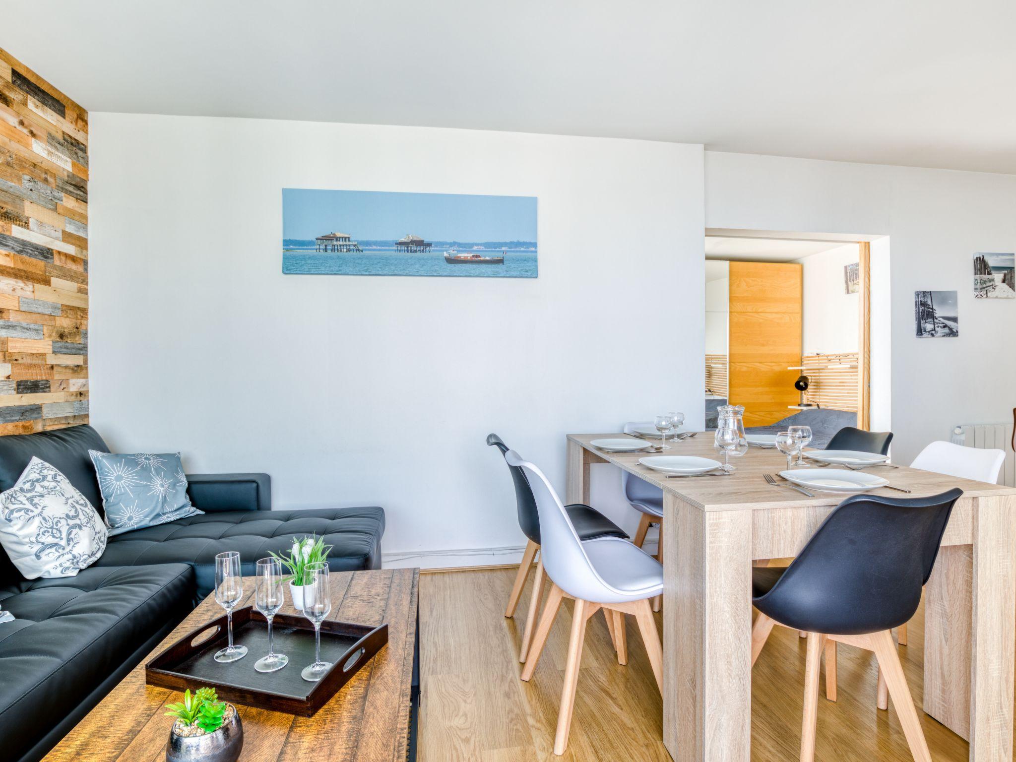 Foto 4 - Apartamento de 2 quartos em Arcachon com piscina e vistas do mar