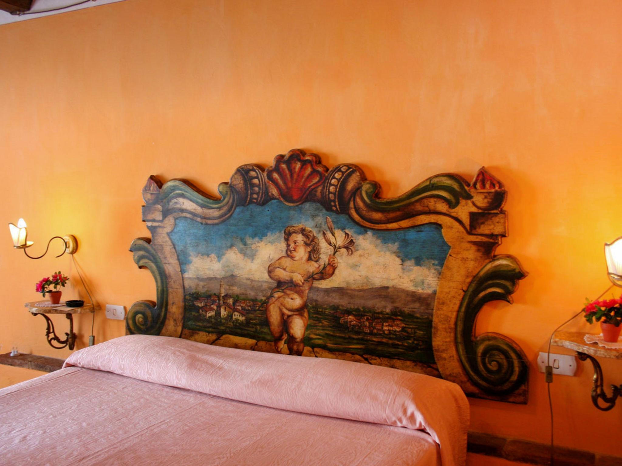 Photo 9 - 3 bedroom House in Civitella in Val di Chiana with private pool and garden