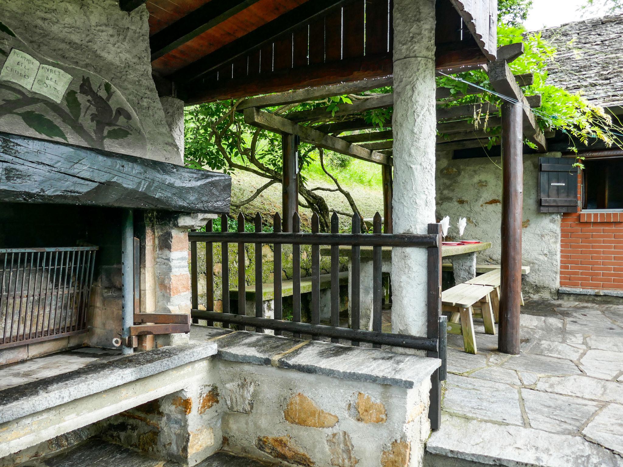 Photo 31 - Maison de 1 chambre à Acquarossa avec jardin et terrasse