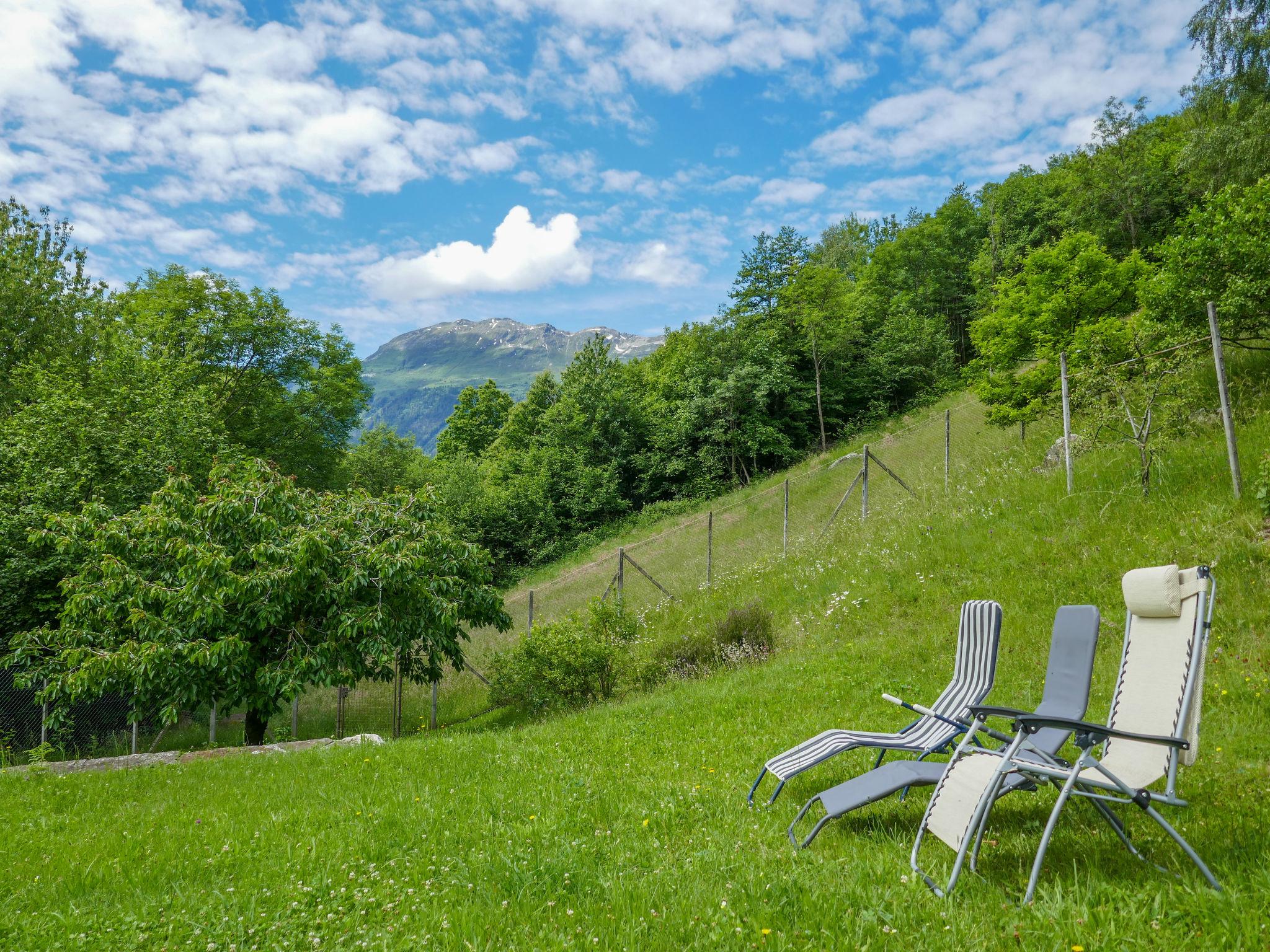 Photo 21 - Maison de 1 chambre à Acquarossa avec jardin et vues sur la montagne