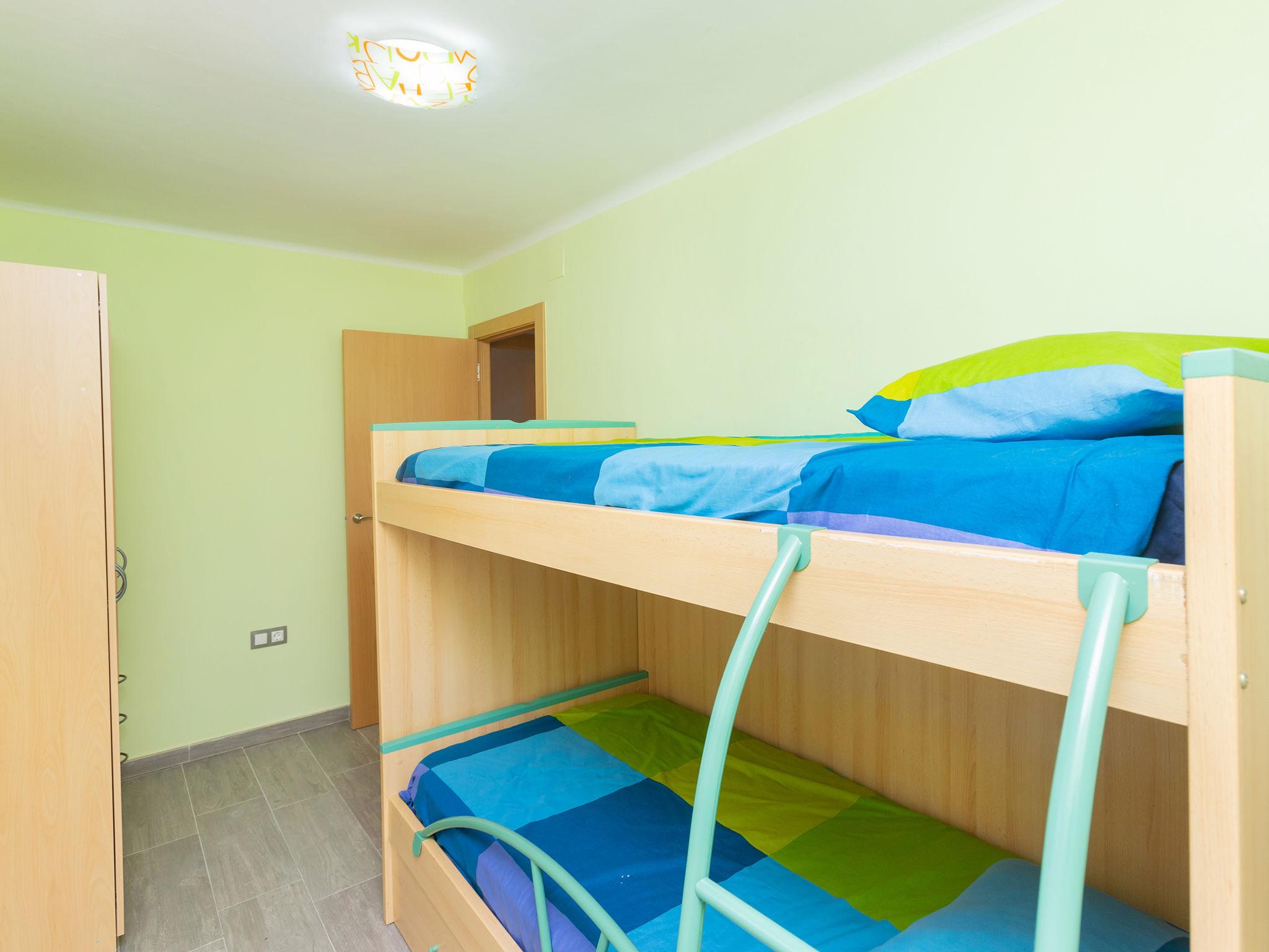 Foto 14 - Appartamento con 2 camere da letto a Calafell con vista mare