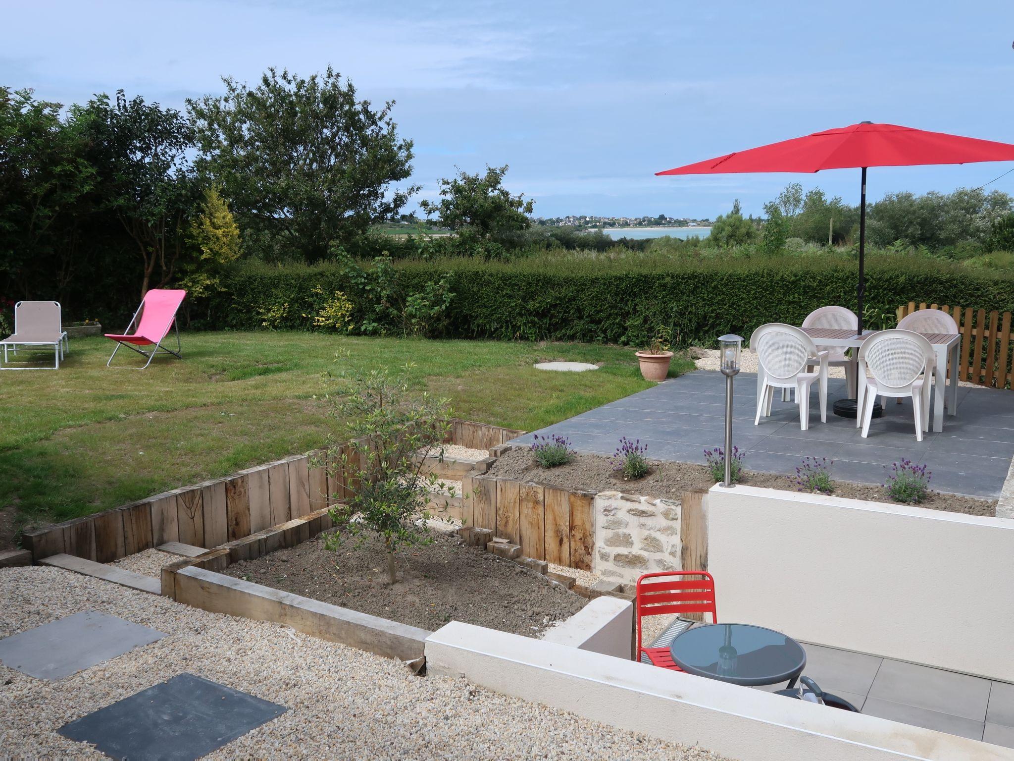 Photo 1 - Maison de 2 chambres à Goulven avec jardin et terrasse