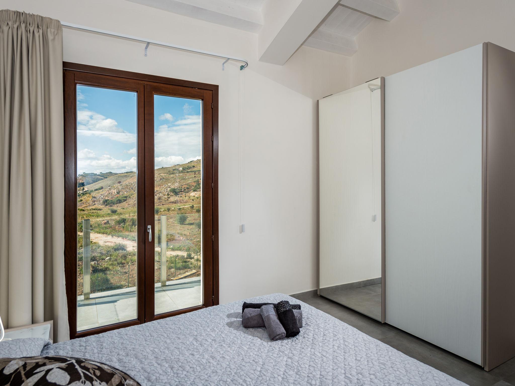 Foto 14 - Casa con 4 camere da letto a Castellammare del Golfo con piscina privata e vista mare