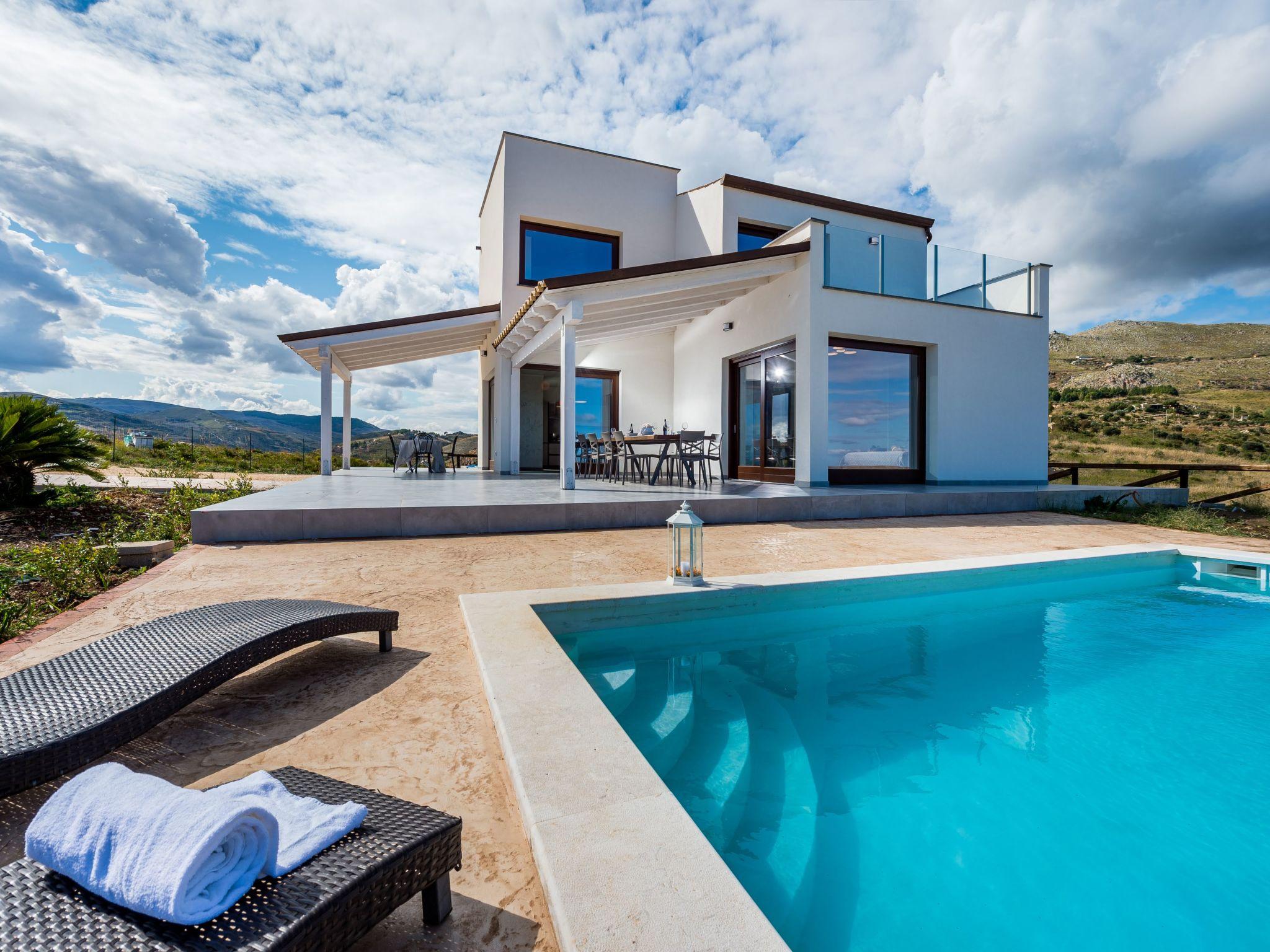 Photo 25 - Maison de 4 chambres à Castellammare del Golfo avec piscine privée et vues à la mer