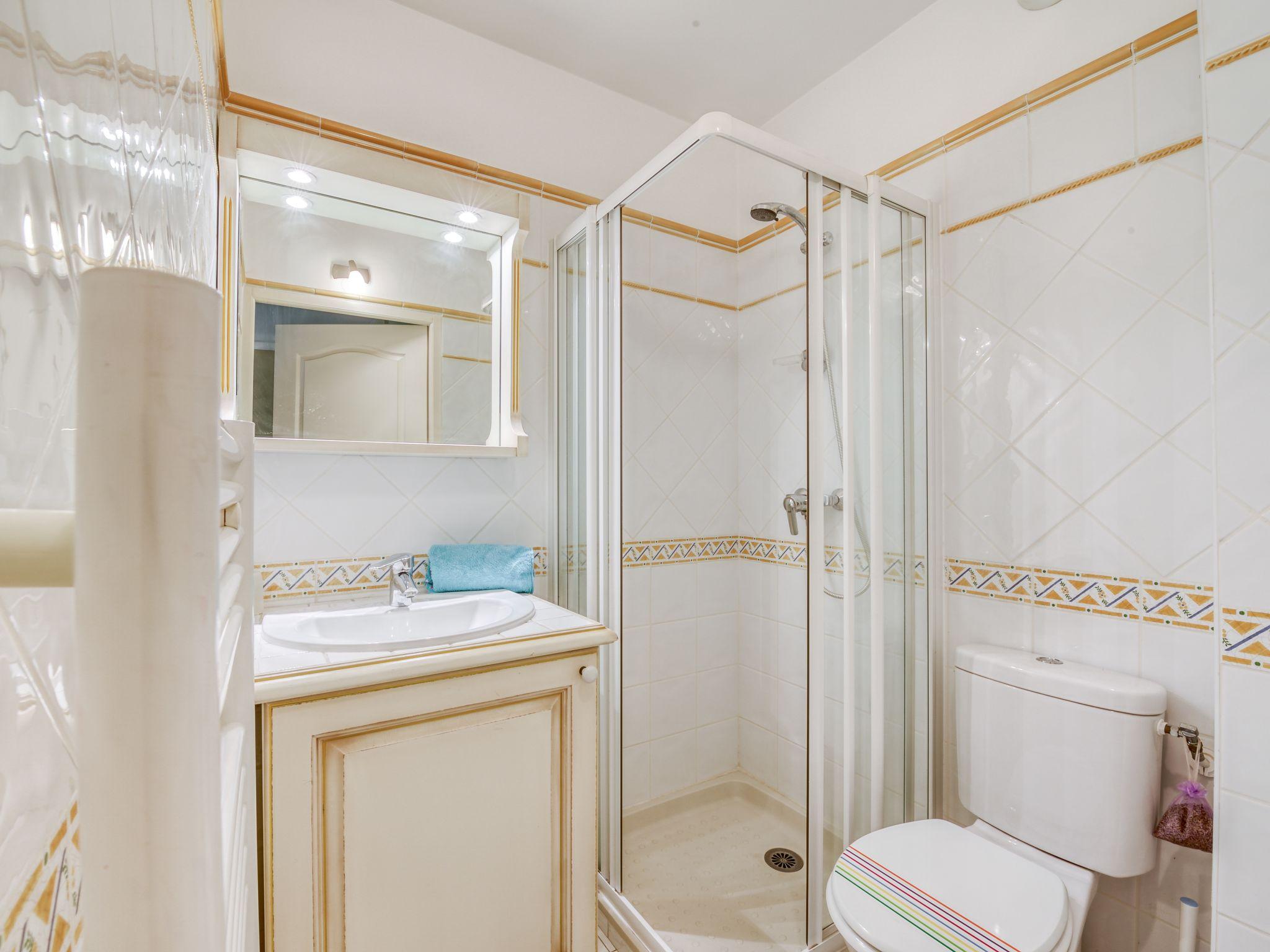 Foto 4 - Apartamento de 3 quartos em La Môle com piscina