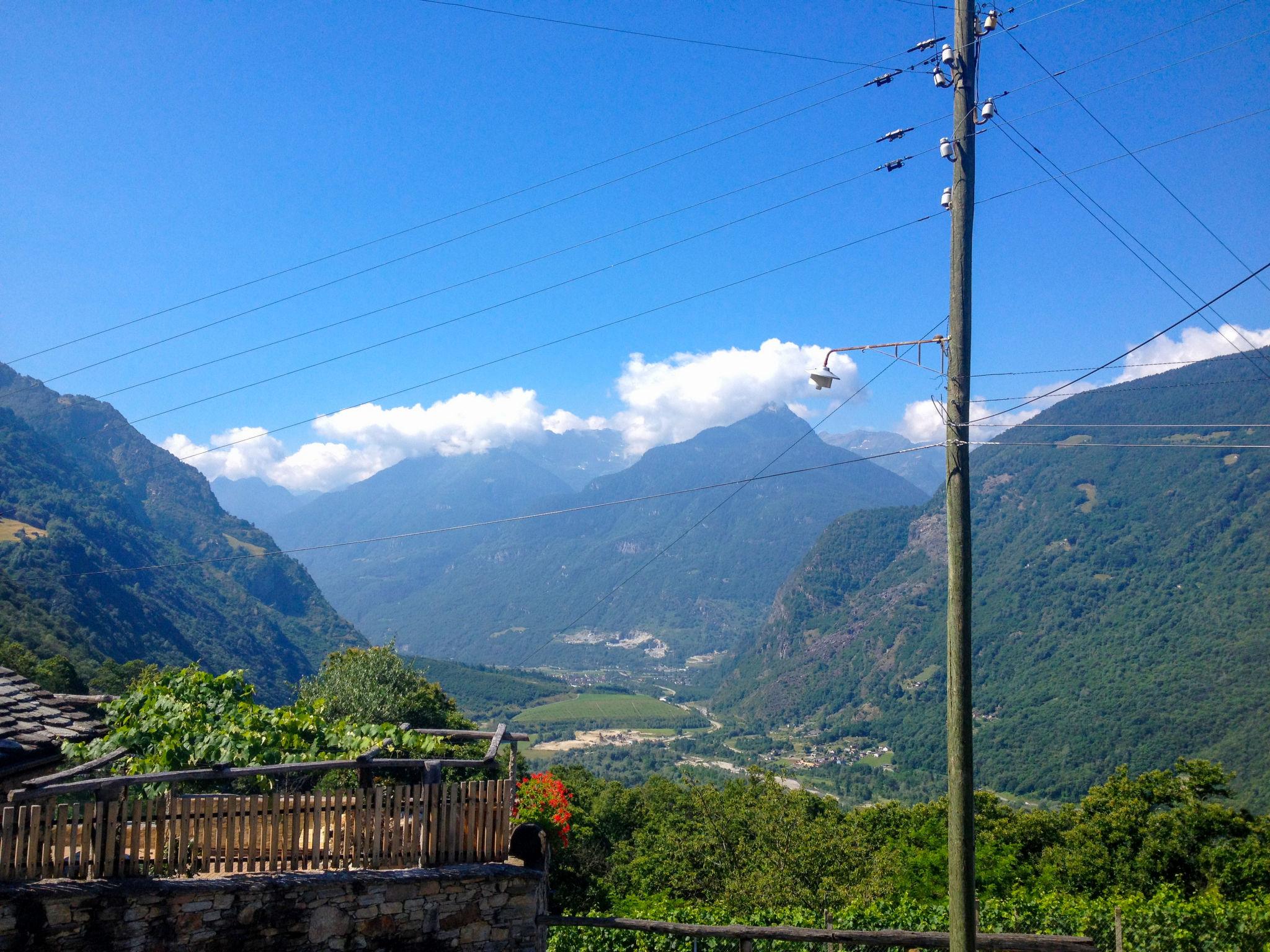 Photo 27 - Maison de 1 chambre à Serravalle avec jardin et vues sur la montagne