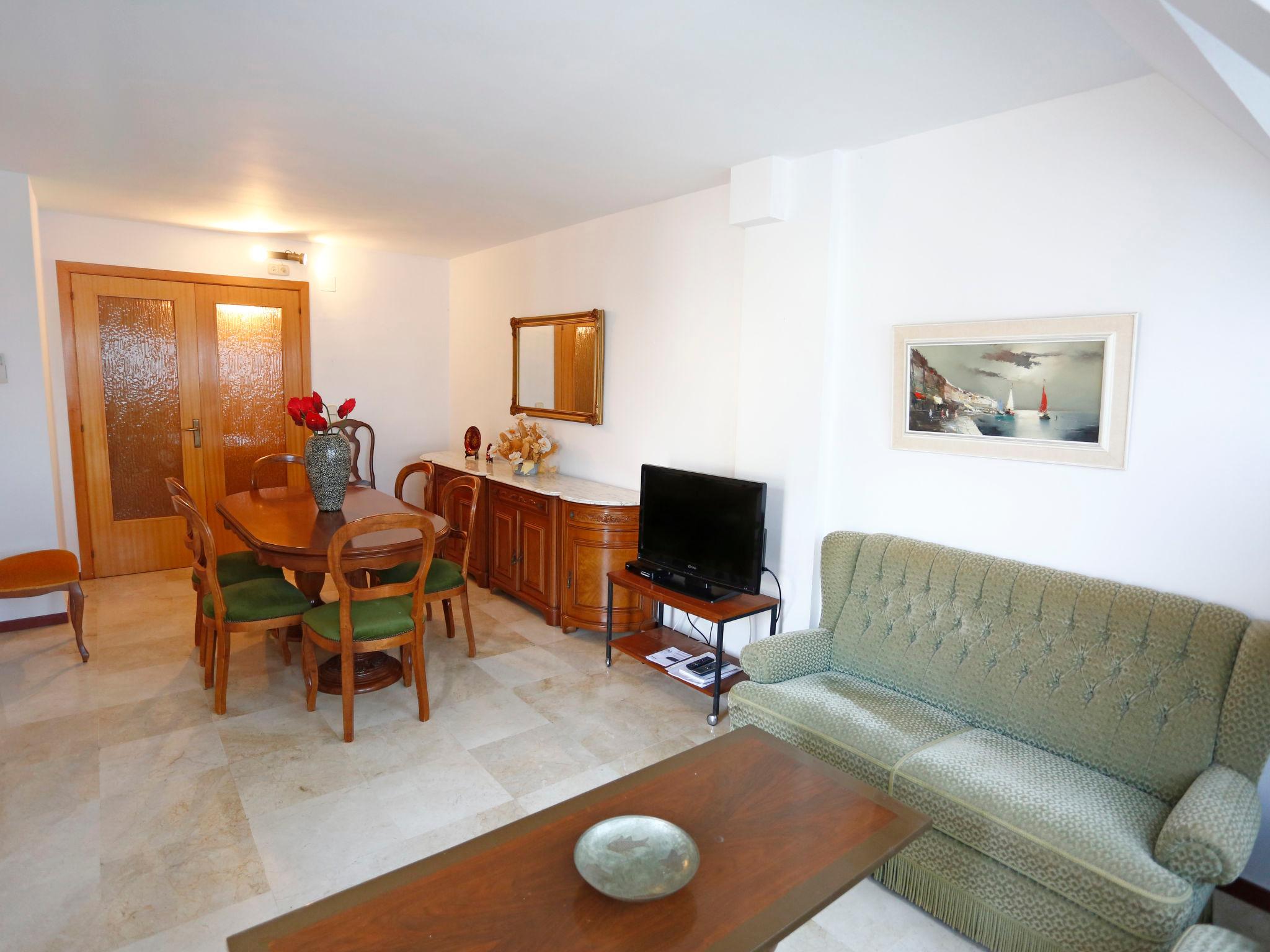 Photo 6 - 4 bedroom Apartment in l'Ampolla with terrace