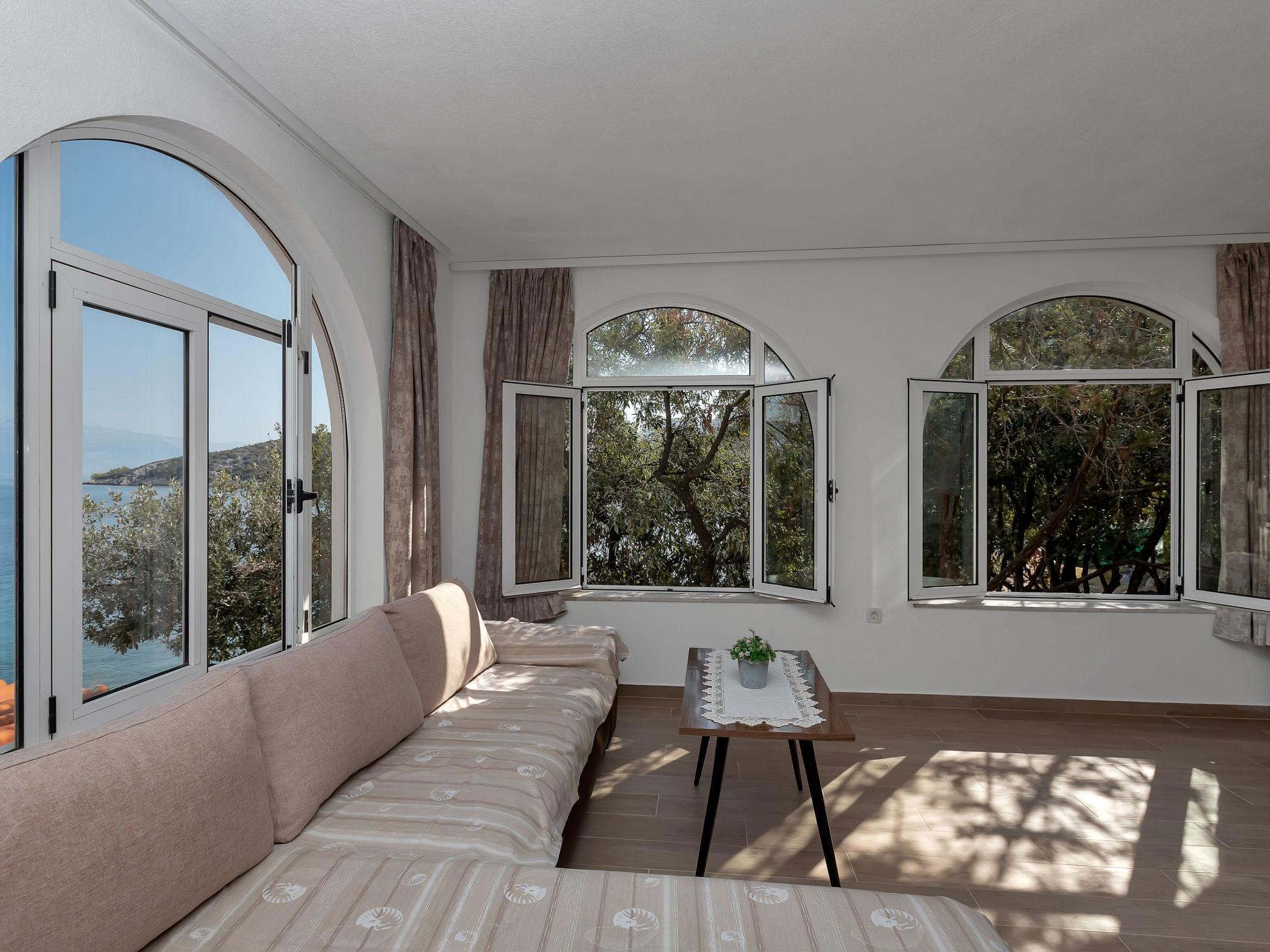 Foto 23 - Apartamento de 2 quartos em Jelsa com vistas do mar