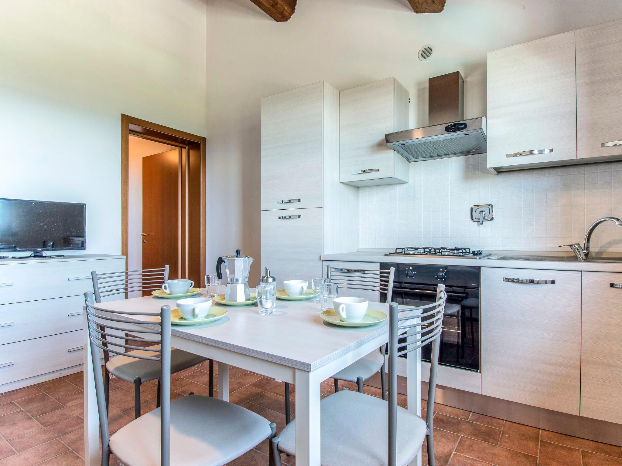 Photo 9 - 1 bedroom Apartment in Riparbella with swimming pool and terrace