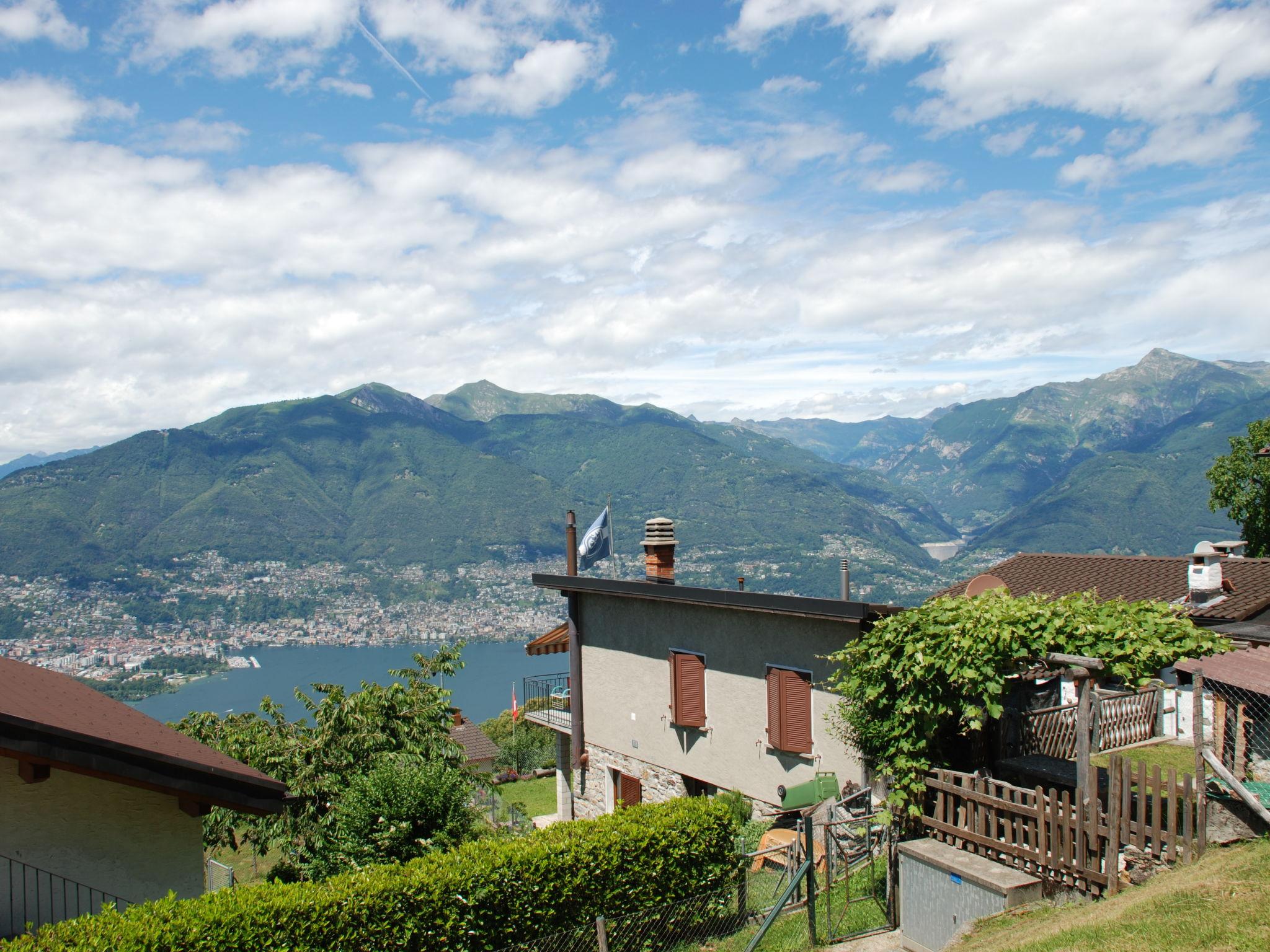 Photo 23 - Maison de 2 chambres à Gambarogno avec jardin et terrasse