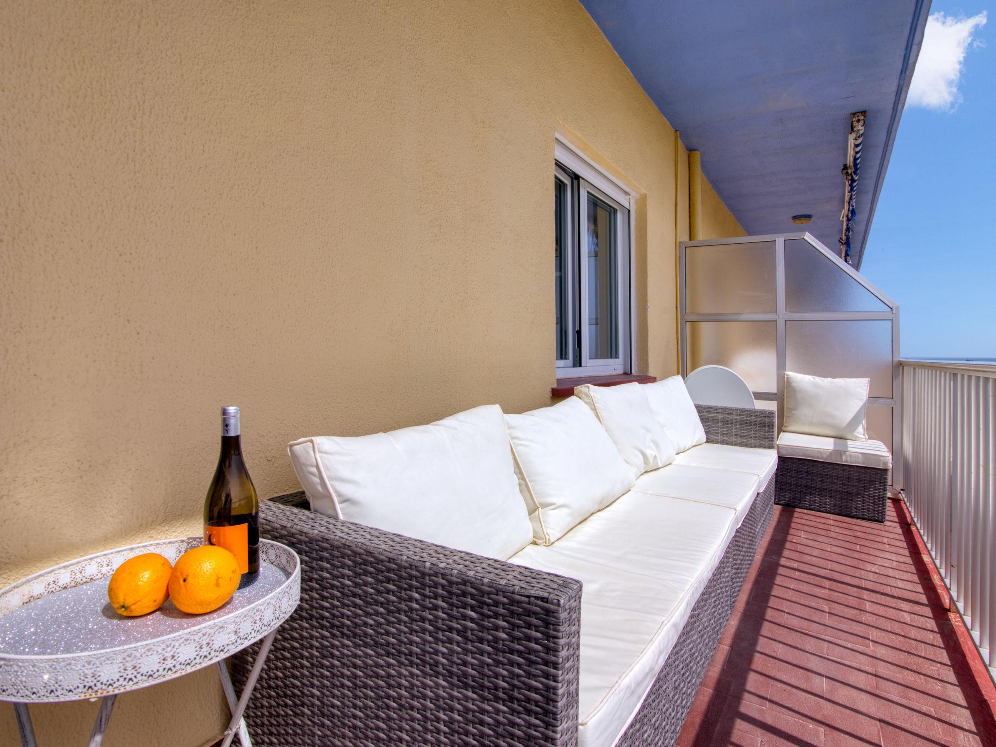 Photo 17 - Appartement de 2 chambres à Dénia avec terrasse et vues à la mer