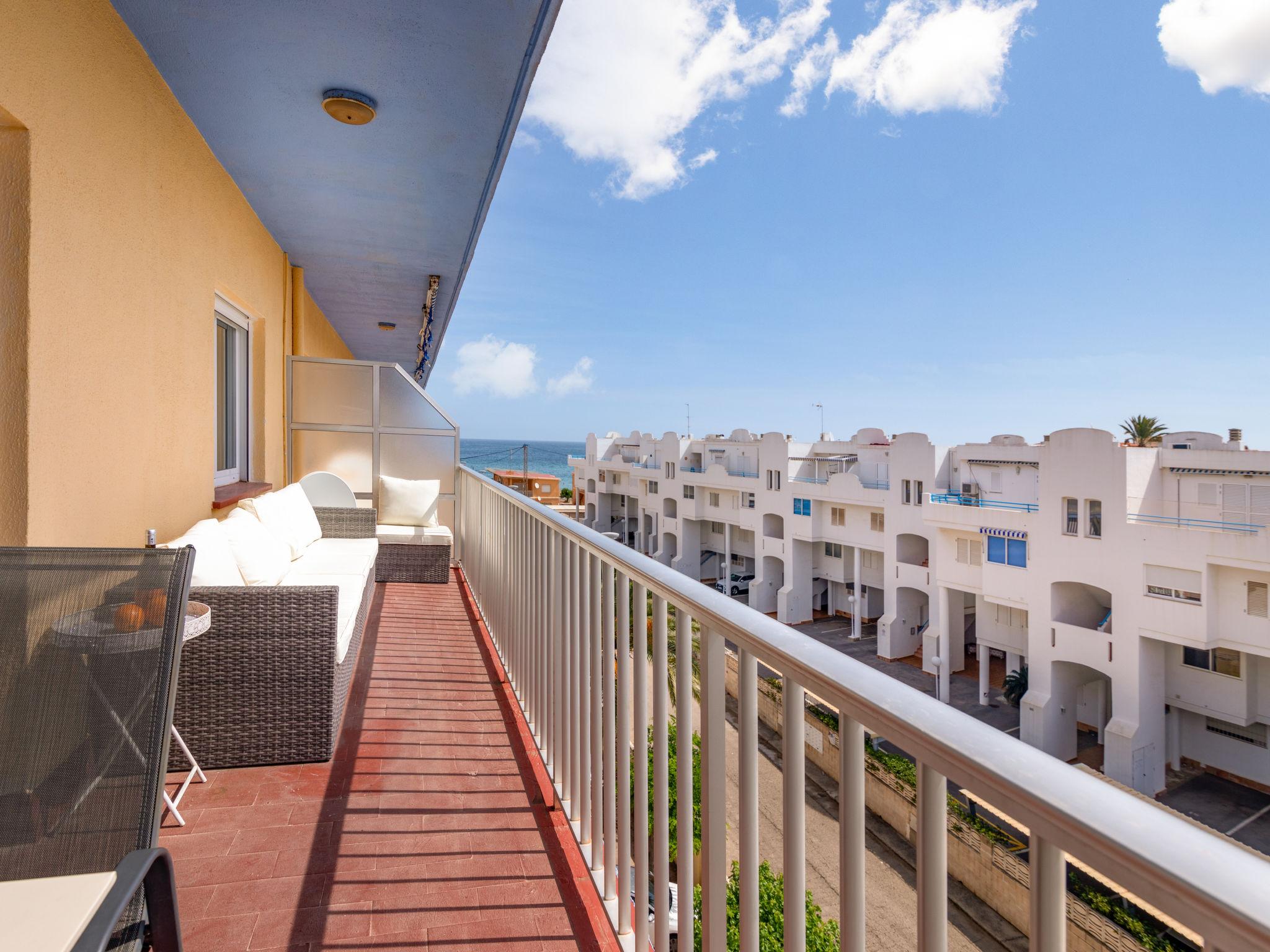 Photo 4 - Appartement de 2 chambres à Dénia avec terrasse et vues à la mer