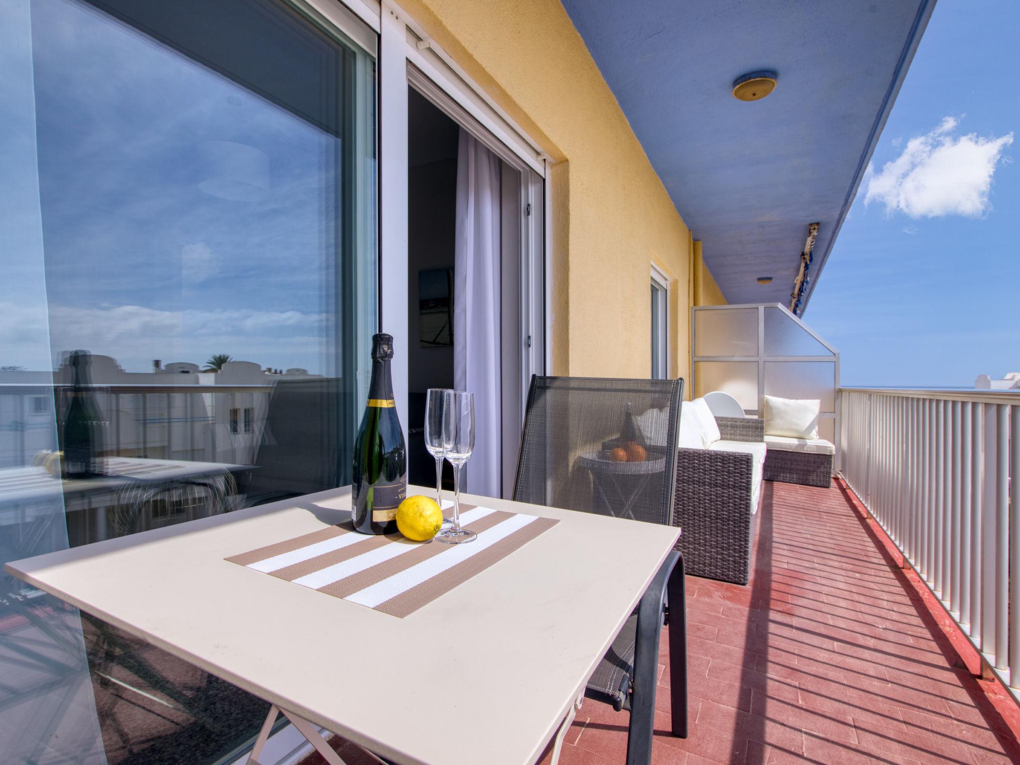 Foto 2 - Appartamento con 2 camere da letto a Dénia con terrazza e vista mare