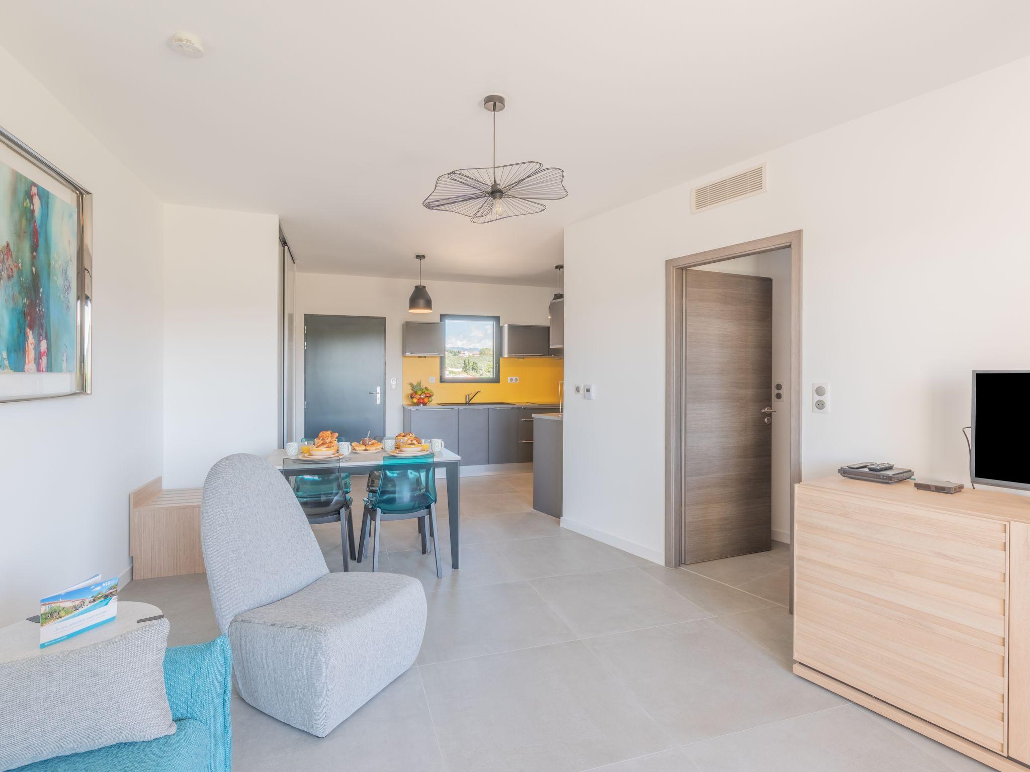 Foto 7 - Apartamento de 1 habitación en Porto-Vecchio con terraza y vistas al mar