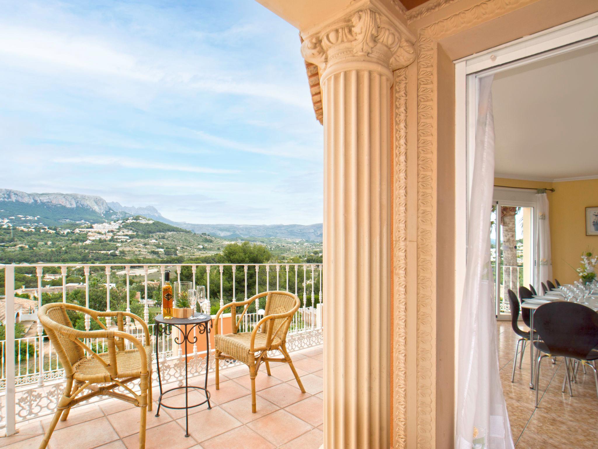 Foto 6 - Casa de 7 quartos em Calp com piscina privada e vistas do mar