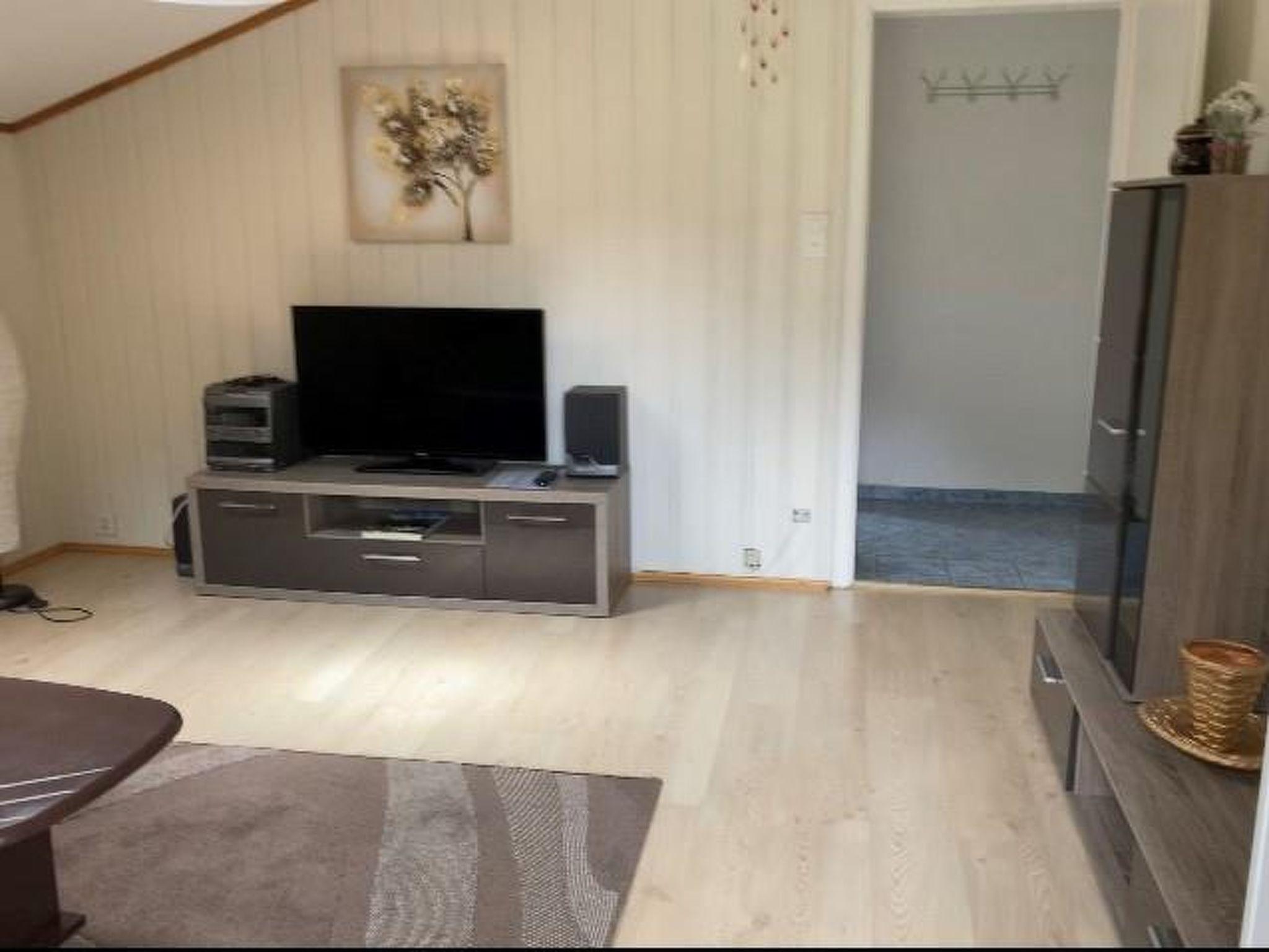 Photo 5 - 2 bedroom Apartment in Wilderswil with garden