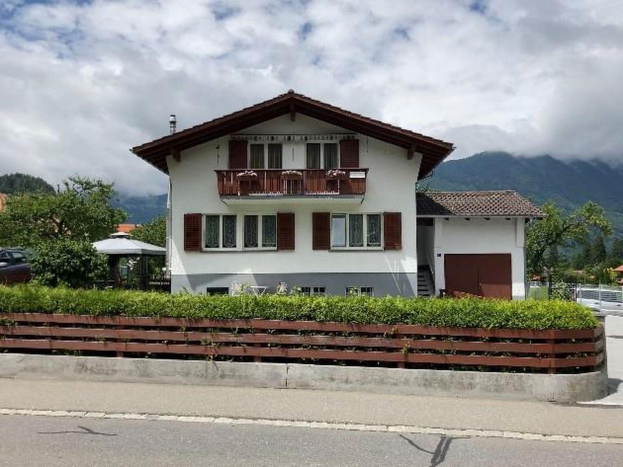 Foto 1 - Apartamento de 2 quartos em Wilderswil com jardim