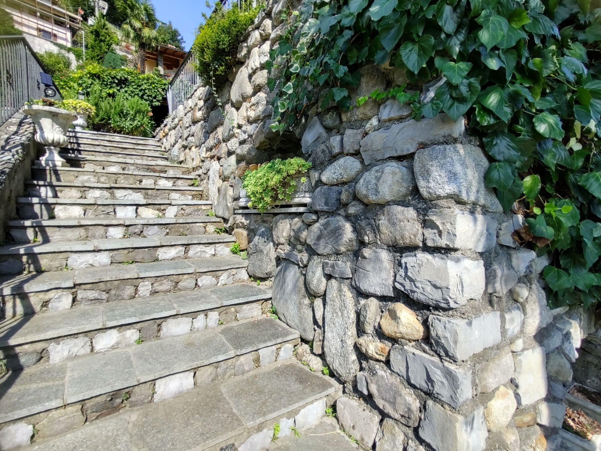 Photo 35 - Maison de 3 chambres à Carlazzo avec piscine privée et vues sur la montagne