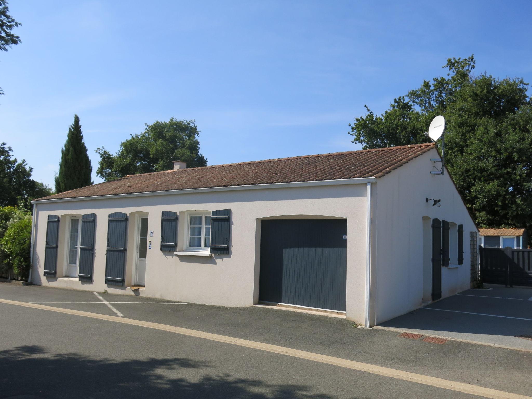 Foto 21 - Haus mit 3 Schlafzimmern in Moutiers-les-Mauxfaits mit privater pool und terrasse