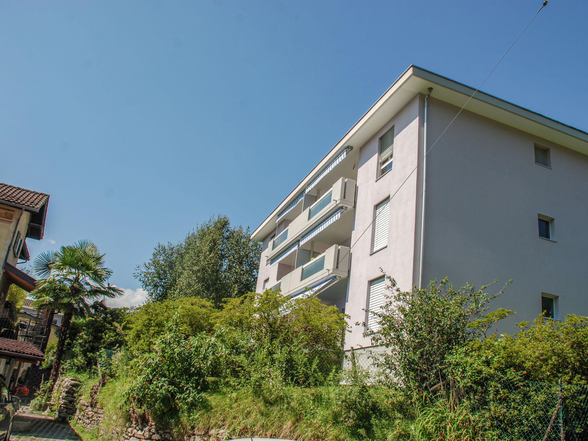 Photo 1 - 2 bedroom Apartment in Minusio with garden and mountain view