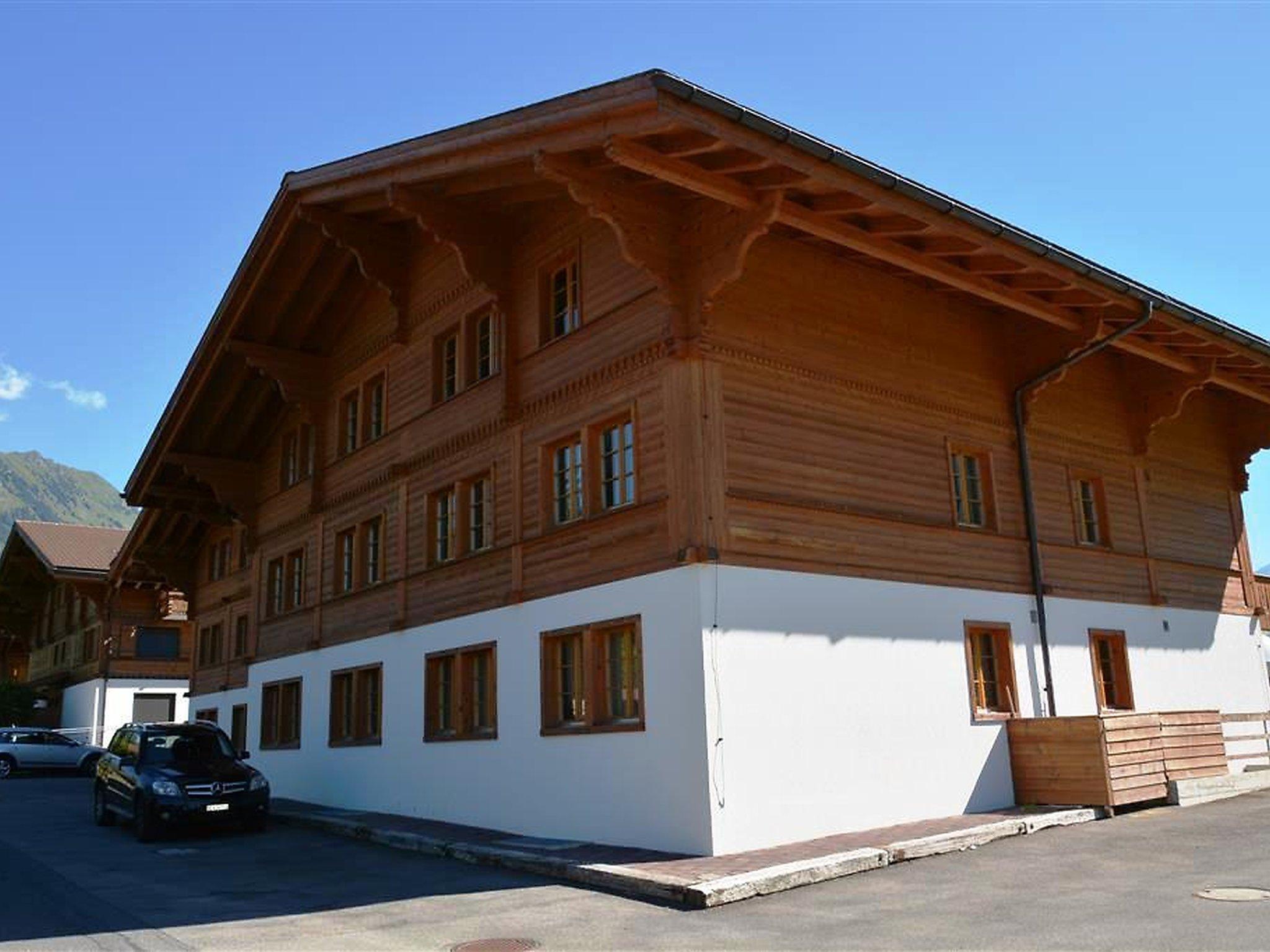 Photo 3 - 2 bedroom Apartment in Saanen