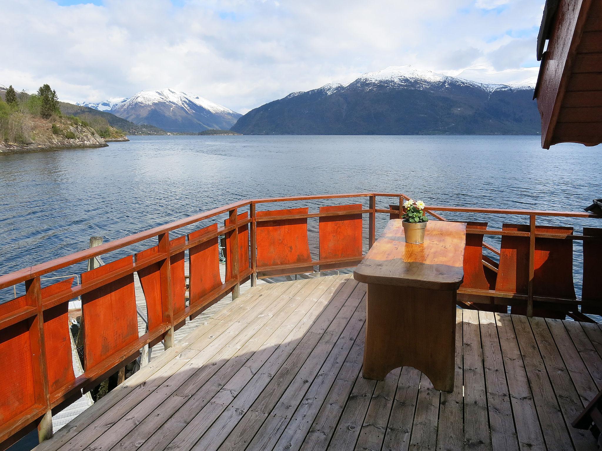 Photo 4 - 3 bedroom House in Balestrand with terrace and sauna