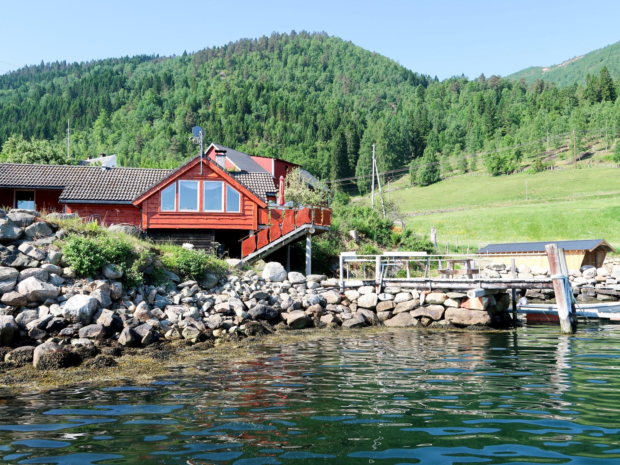 Photo 1 - 3 bedroom House in Balestrand with terrace and sauna