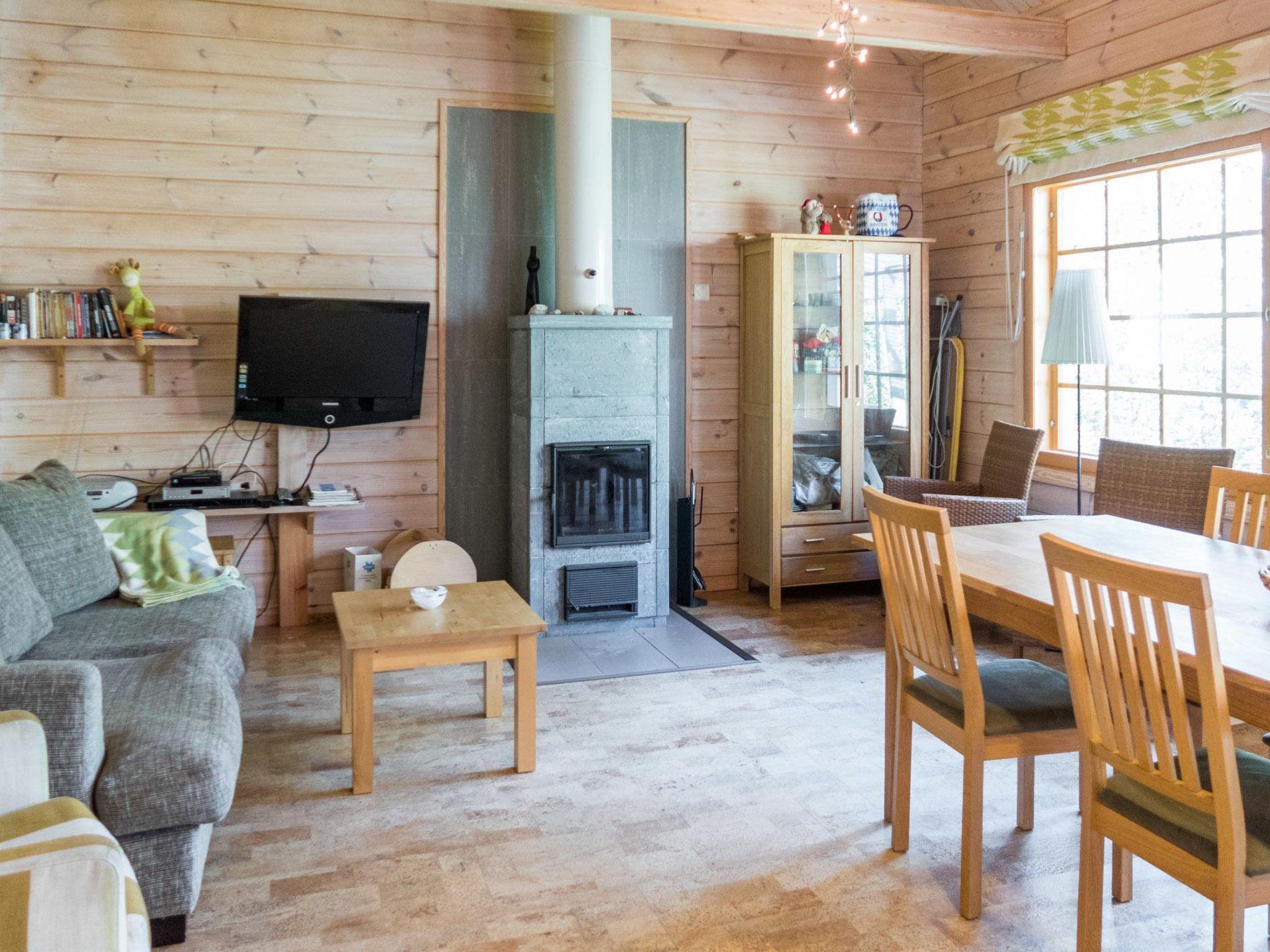 Photo 2 - Maison de 2 chambres à Sotkamo avec sauna