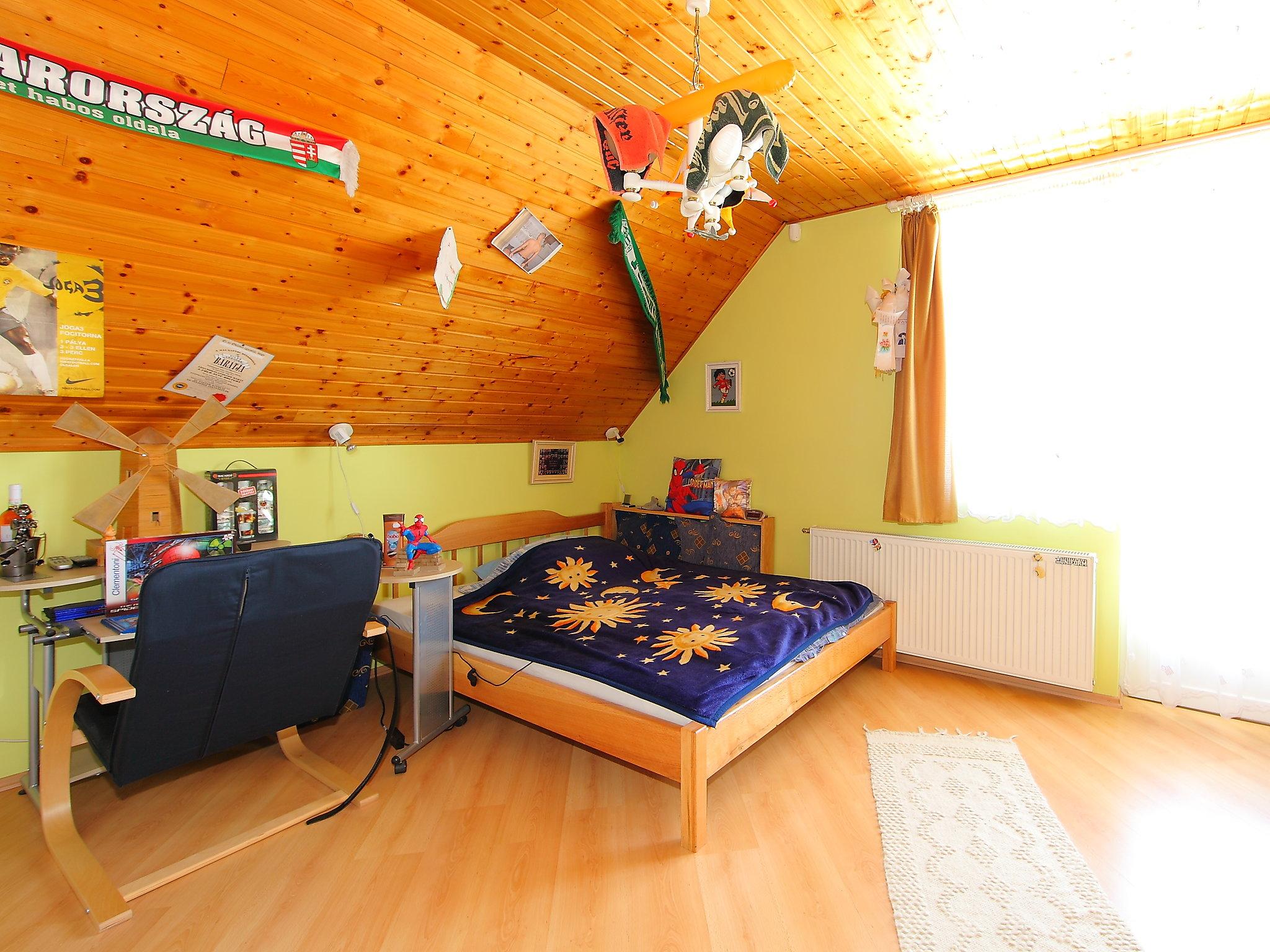 Photo 24 - 7 bedroom House in Balatonszemes with private pool and mountain view