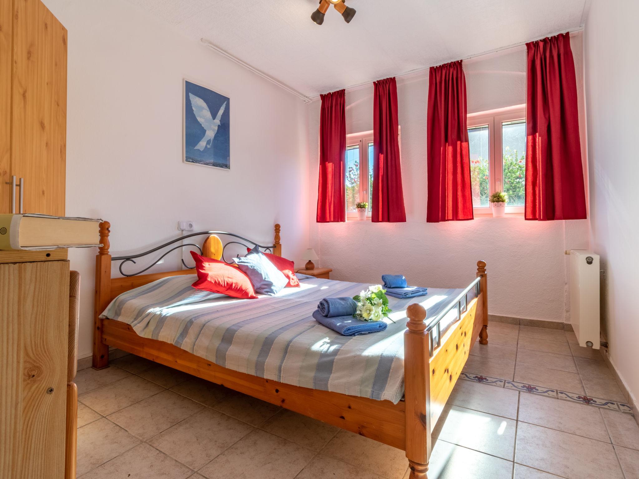 Foto 23 - Casa de 4 habitaciones en Castelló d'Empúries con piscina privada y vistas al mar