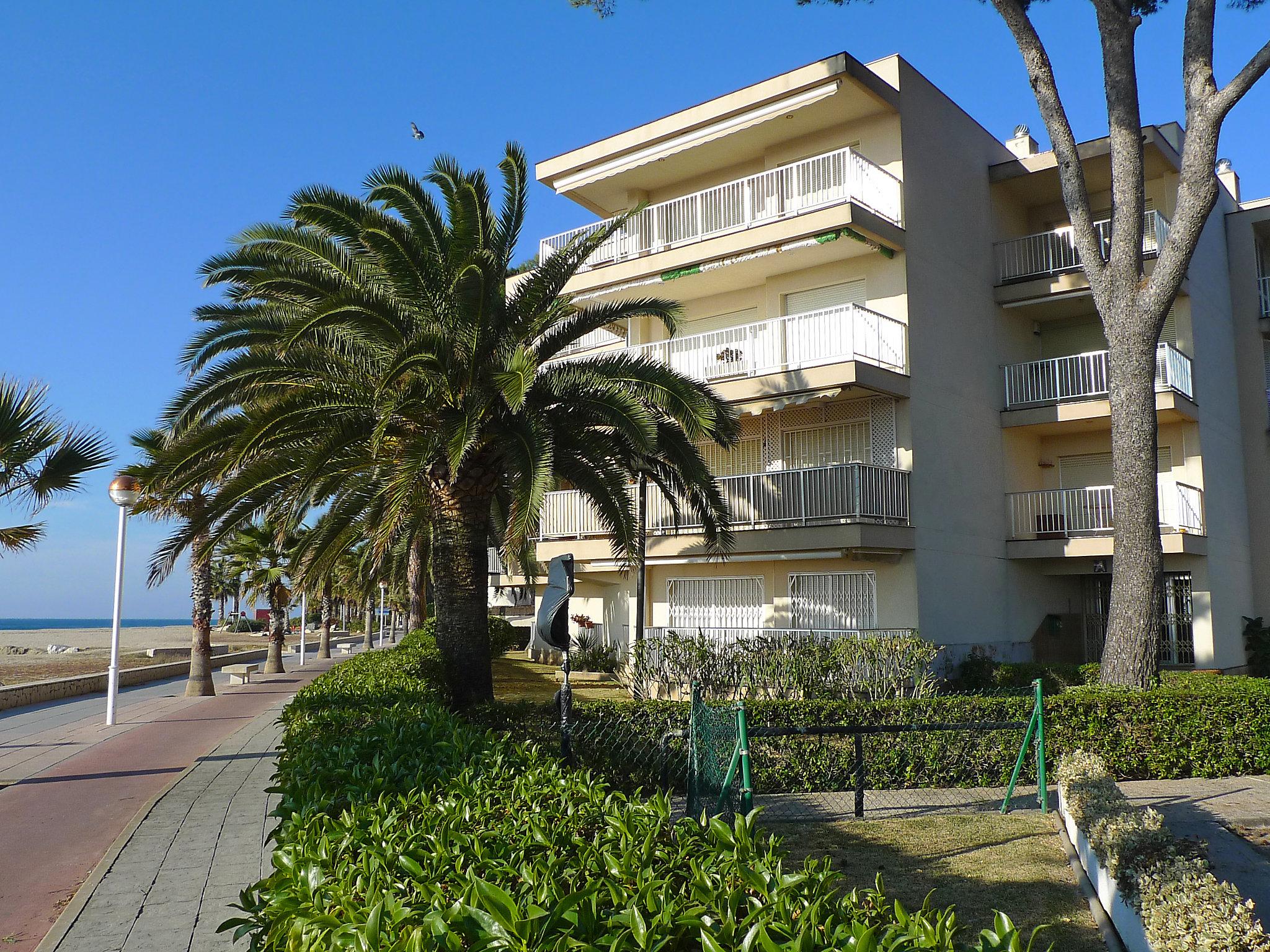 Foto 1 - Apartamento de 1 habitación en Cambrils con jardín y vistas al mar