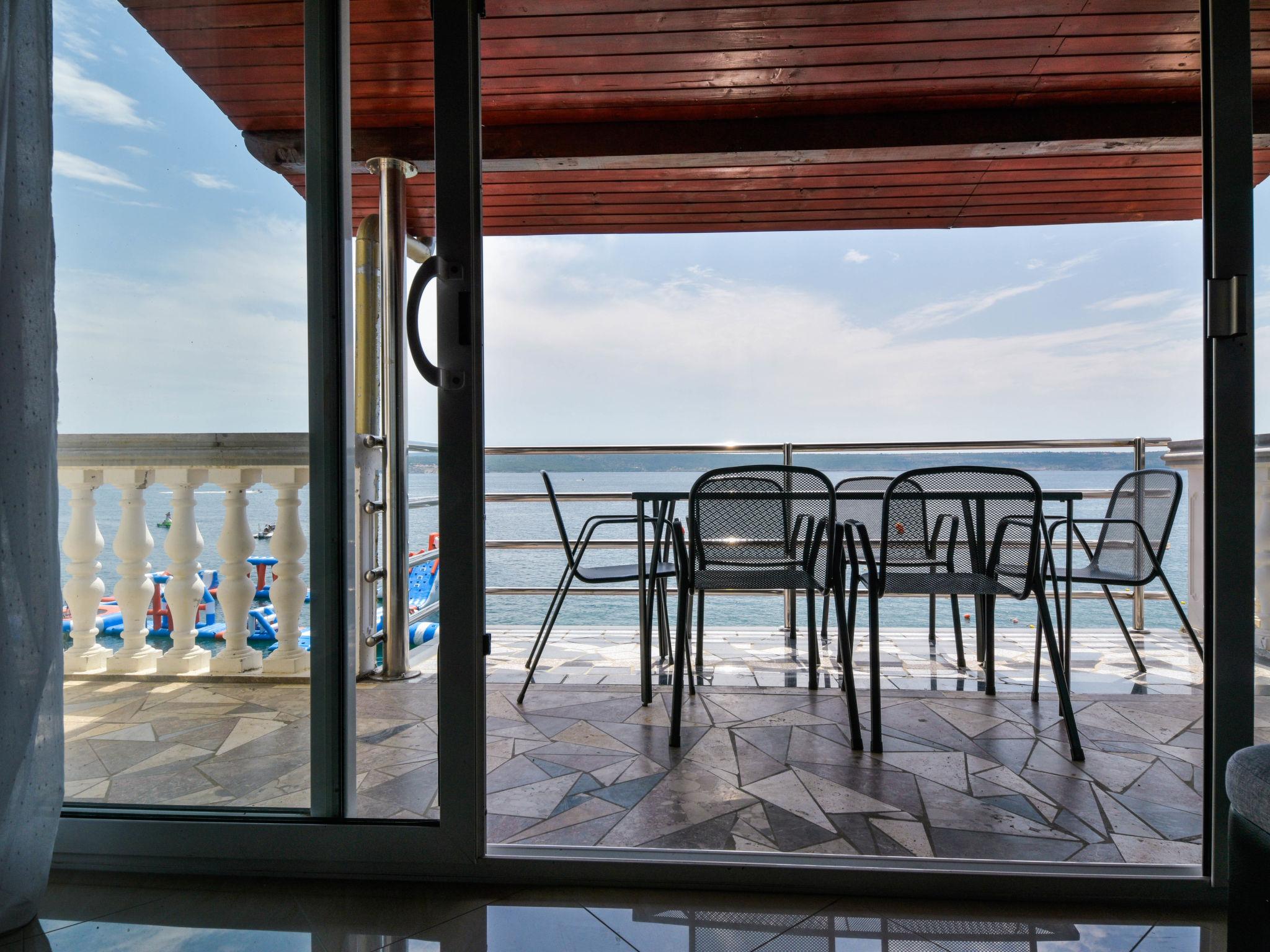 Foto 14 - Apartamento de 3 quartos em Jasenice com vistas do mar