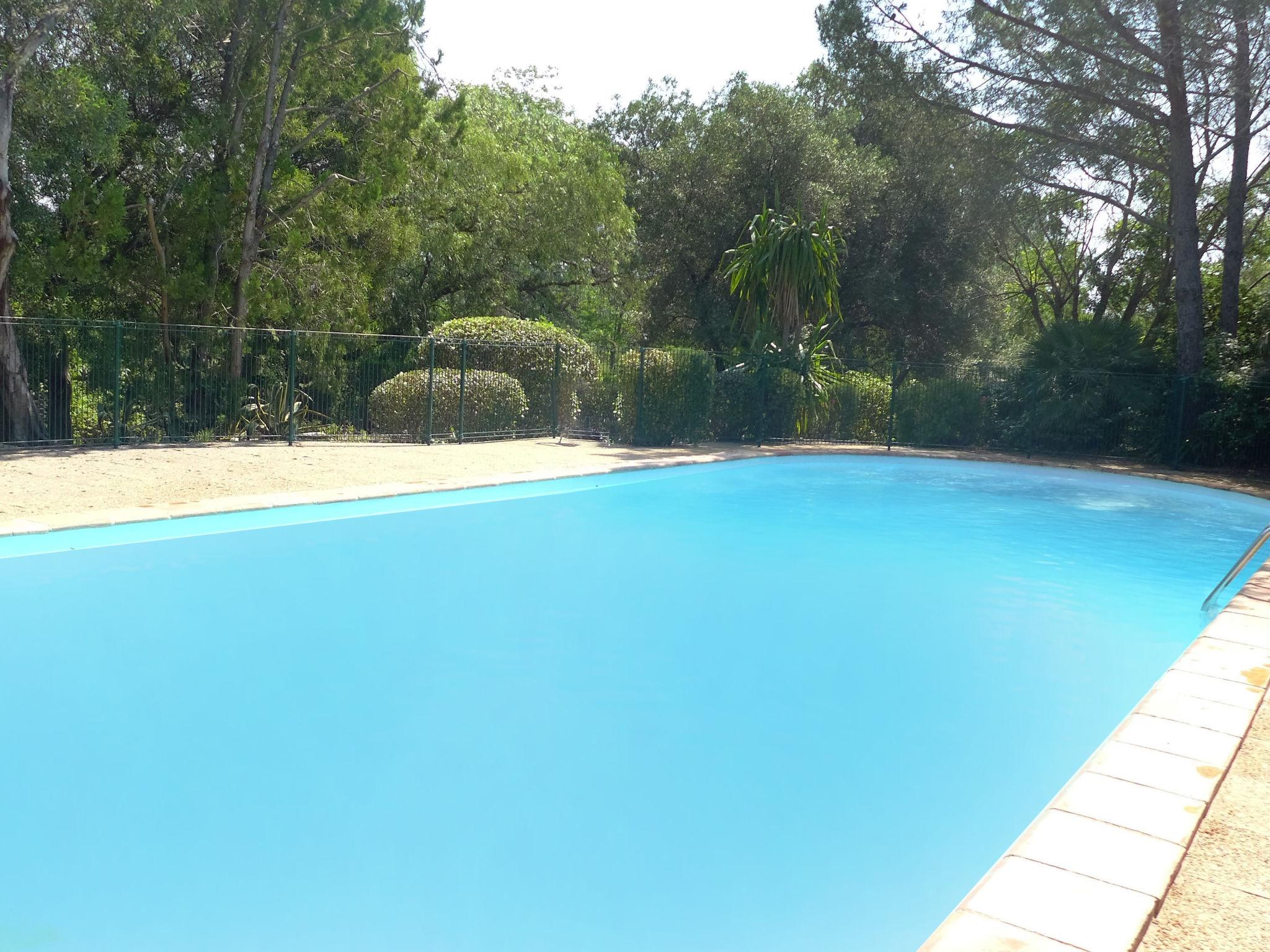 Photo 1 - Appartement de 2 chambres à La Croix-Valmer avec piscine et vues à la mer