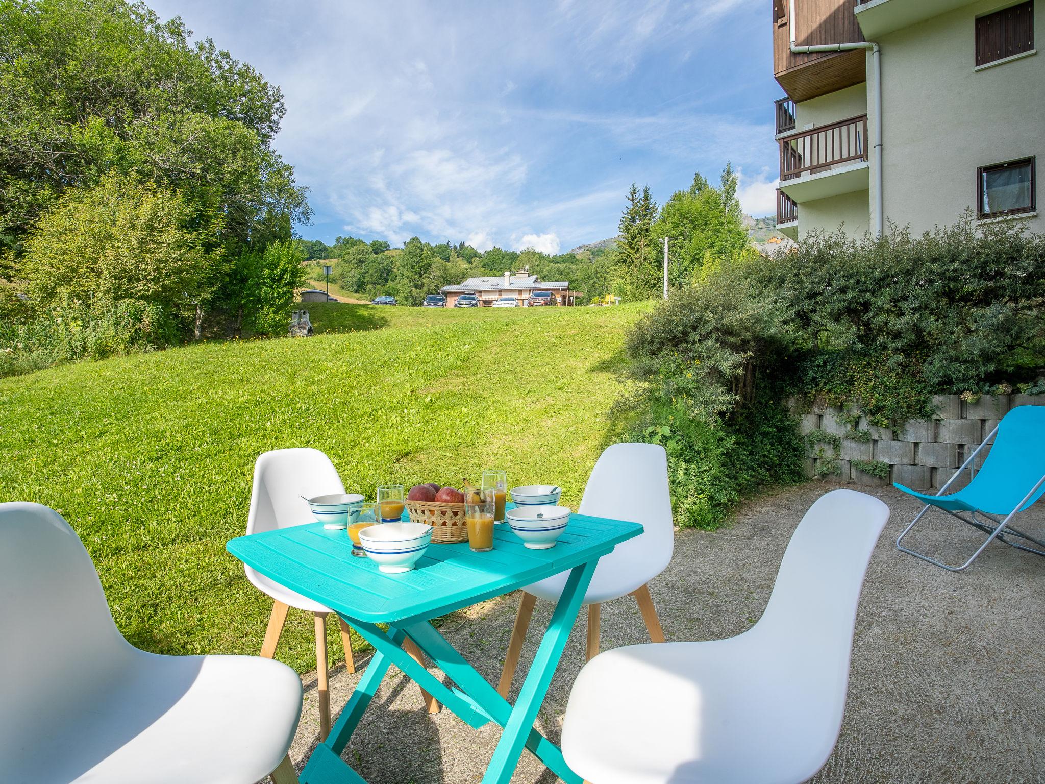 Foto 14 - Apartamento de 2 quartos em Saint-Pancrace com terraço e vista para a montanha