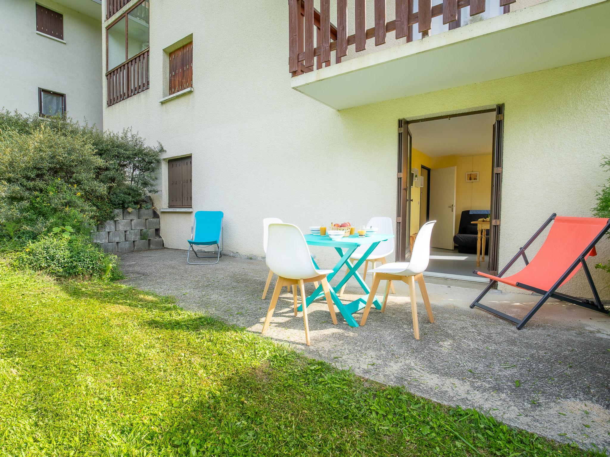 Foto 13 - Apartamento de 2 quartos em Saint-Pancrace com terraço e vista para a montanha