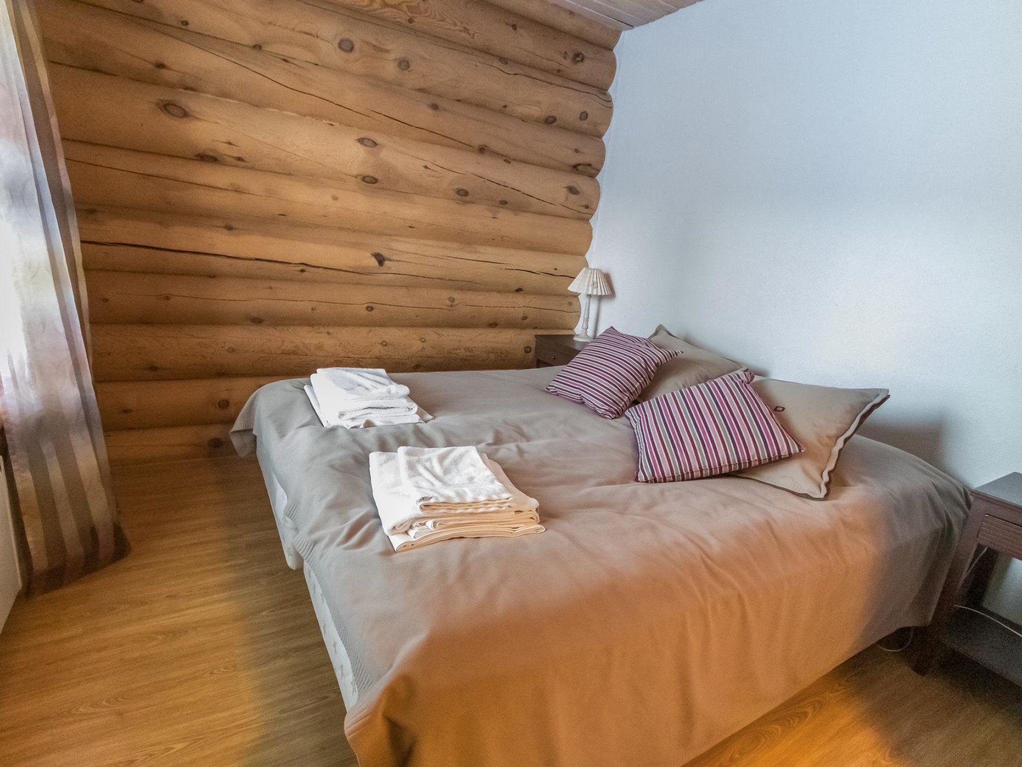 Foto 16 - Casa de 3 habitaciones en Kittilä con sauna y vistas a la montaña