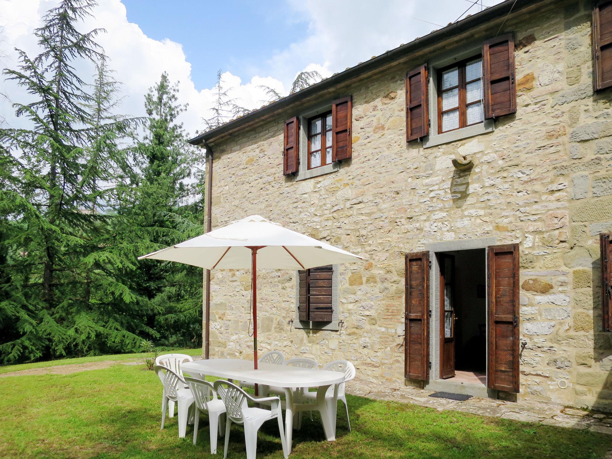 Foto 1 - Apartamento de 2 quartos em Lisciano Niccone com piscina e vista para a montanha