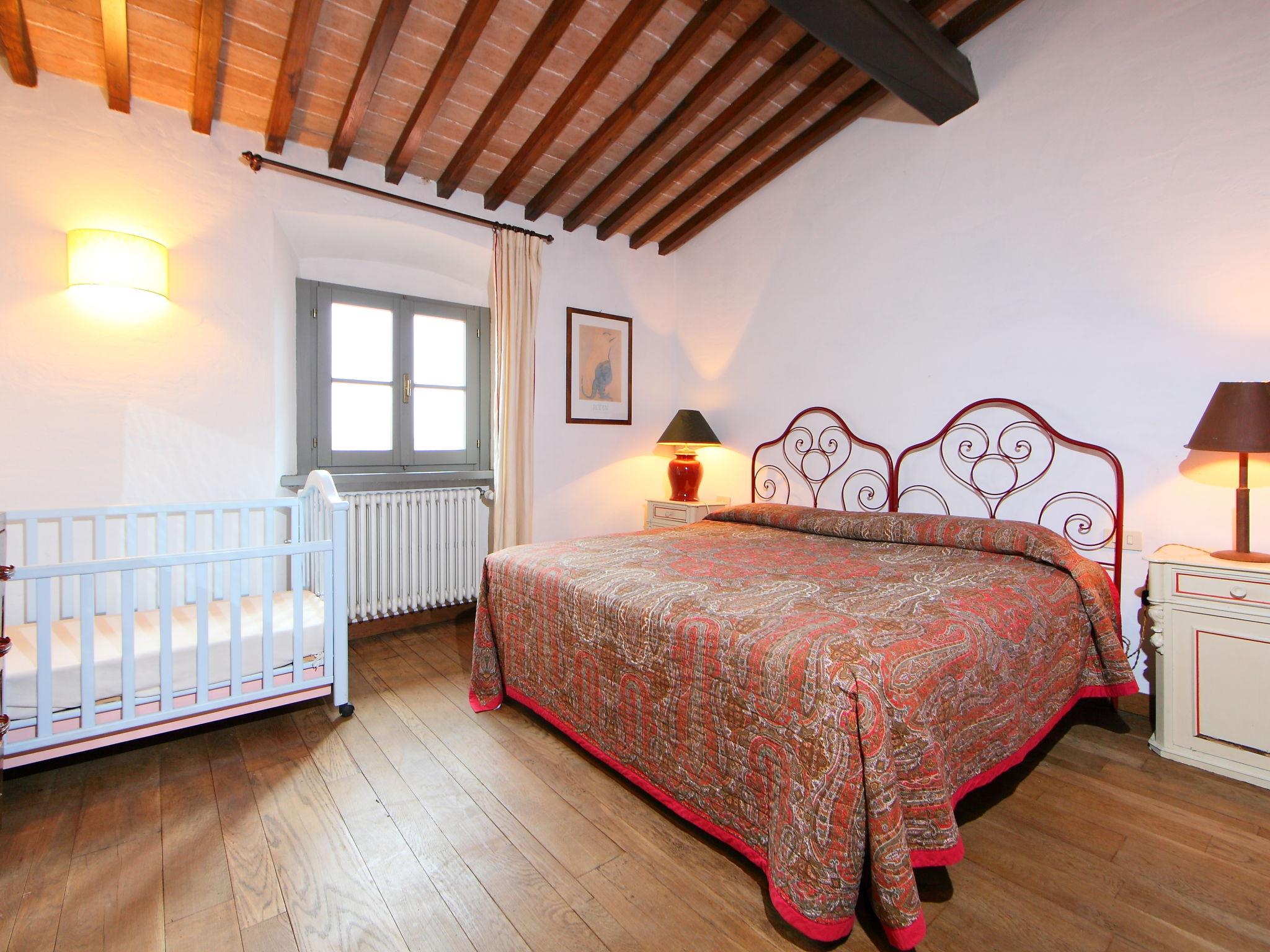 Photo 23 - 4 bedroom House in Civitella in Val di Chiana with private pool and garden