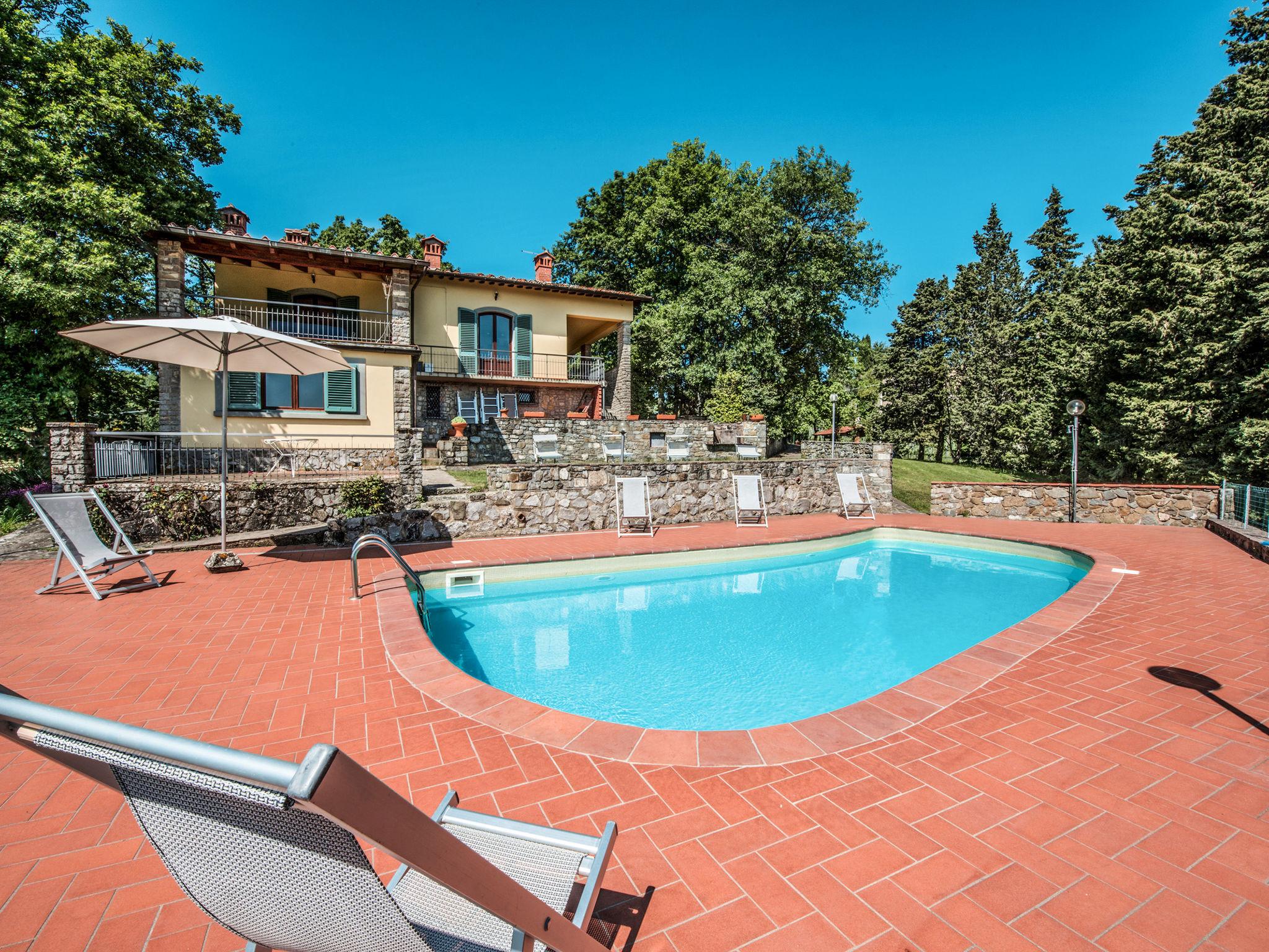 Foto 1 - Haus mit 4 Schlafzimmern in Cavriglia mit privater pool und garten