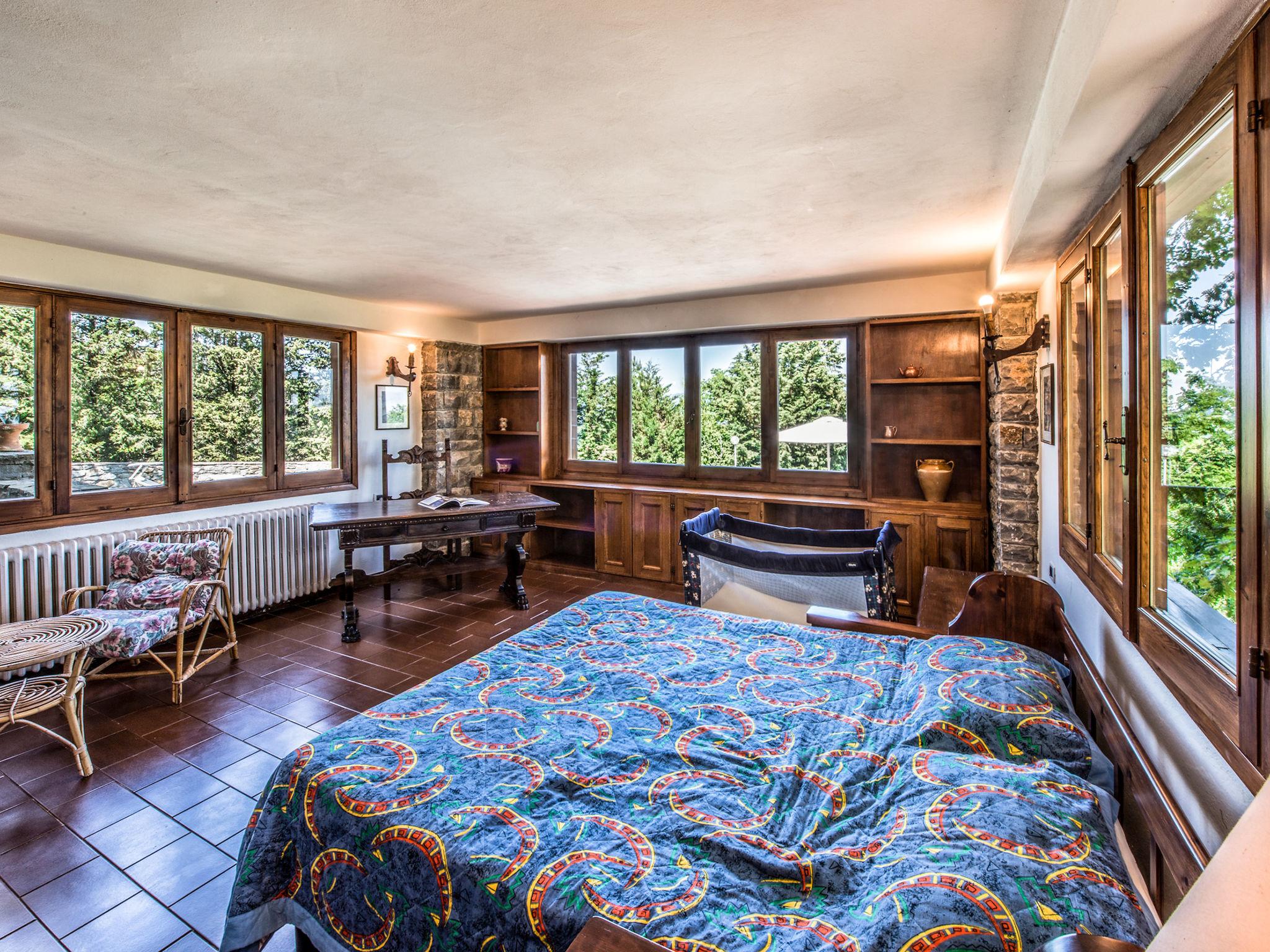 Foto 16 - Casa con 4 camere da letto a Cavriglia con piscina privata e giardino